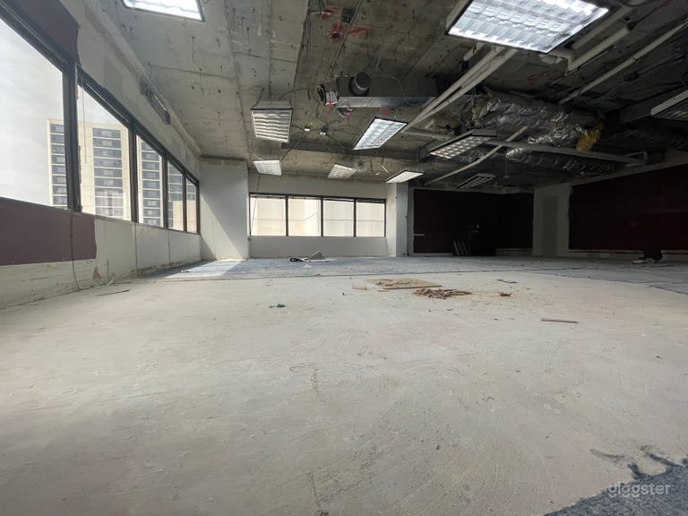  Suite 520: MR.ROBOT (LAX) 