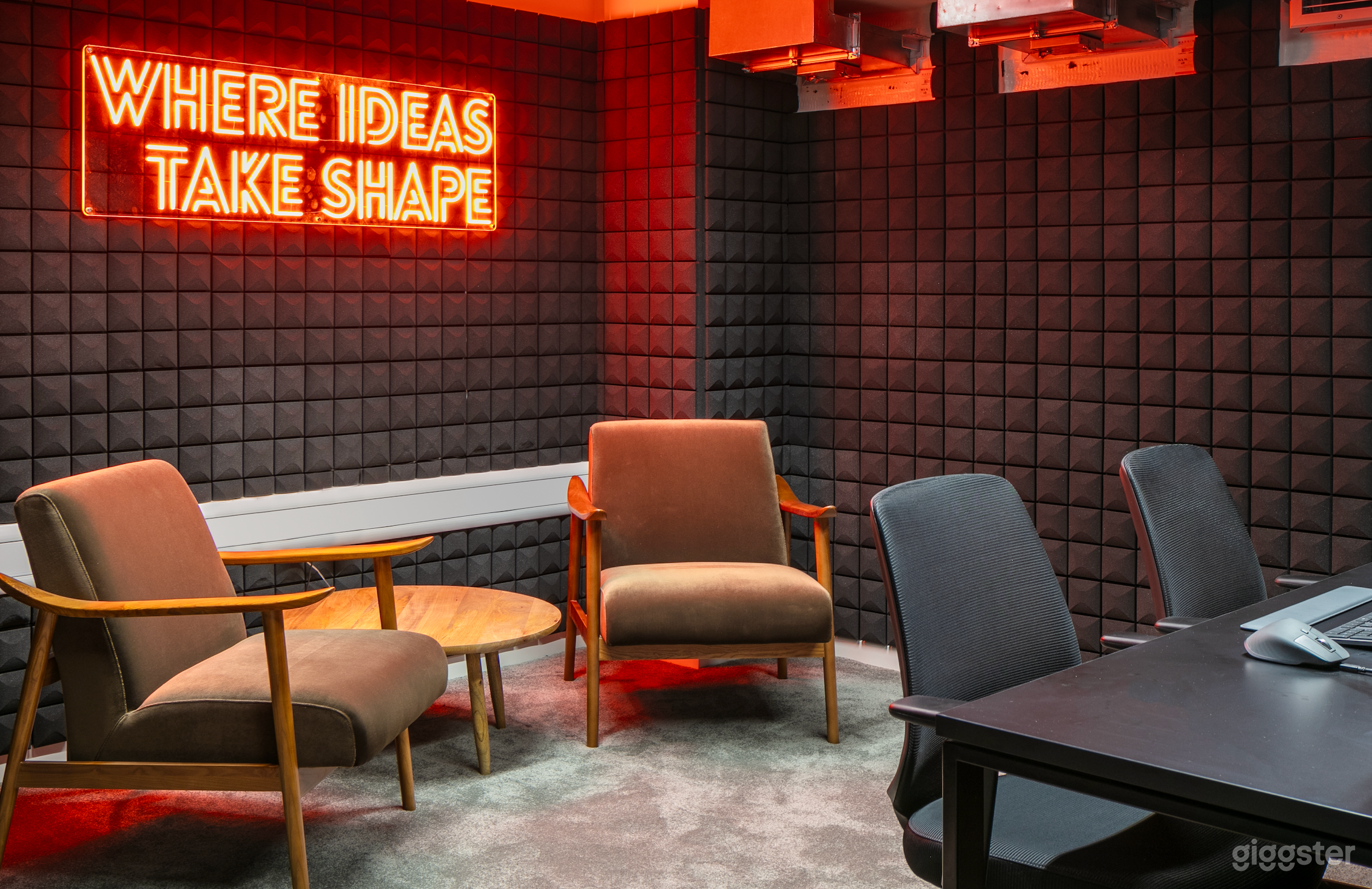 The Amplitude Podcast Studio Photo 4