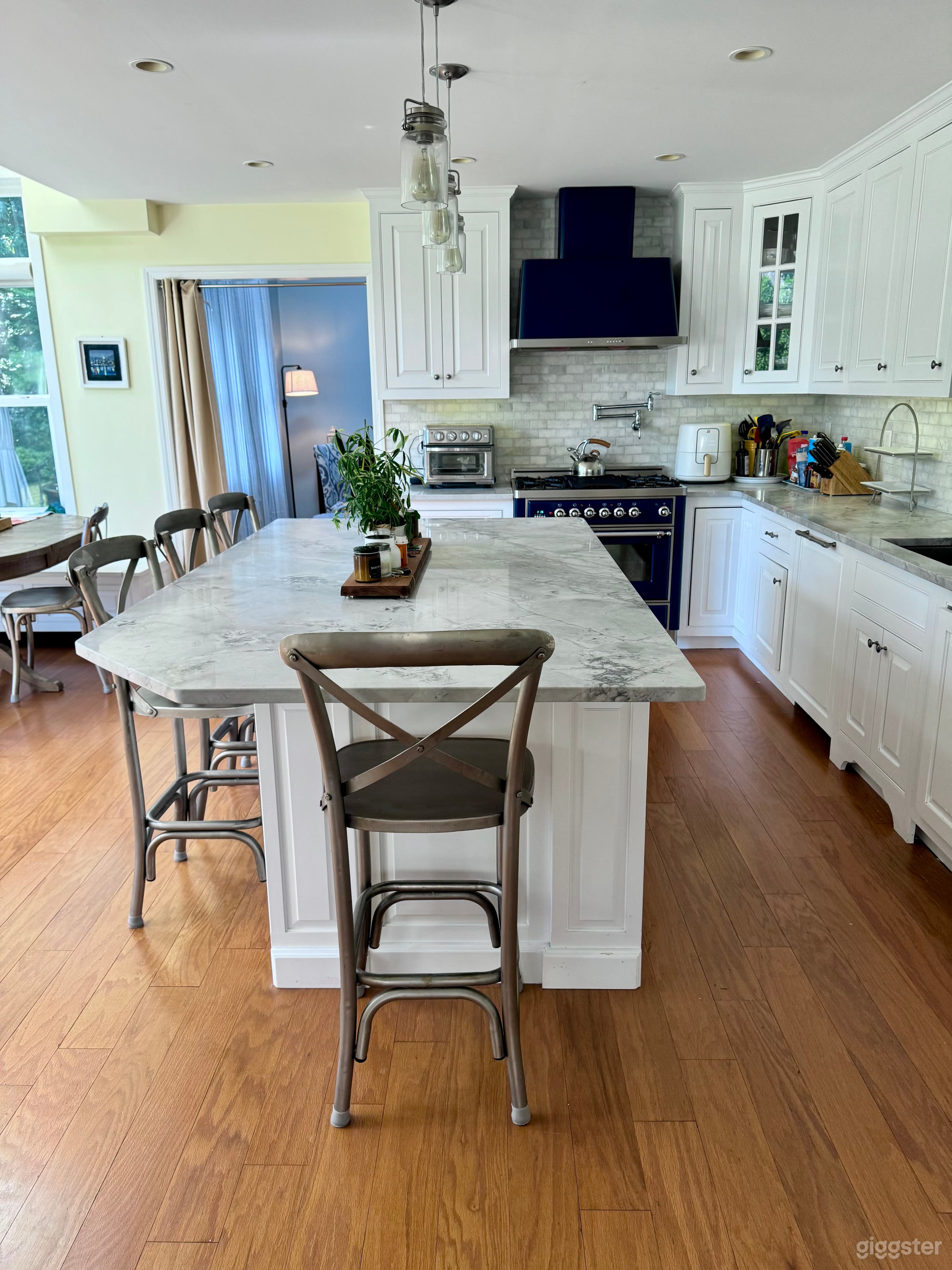 Classic Suburban Home with Beautiful White Kitchen Photo 1