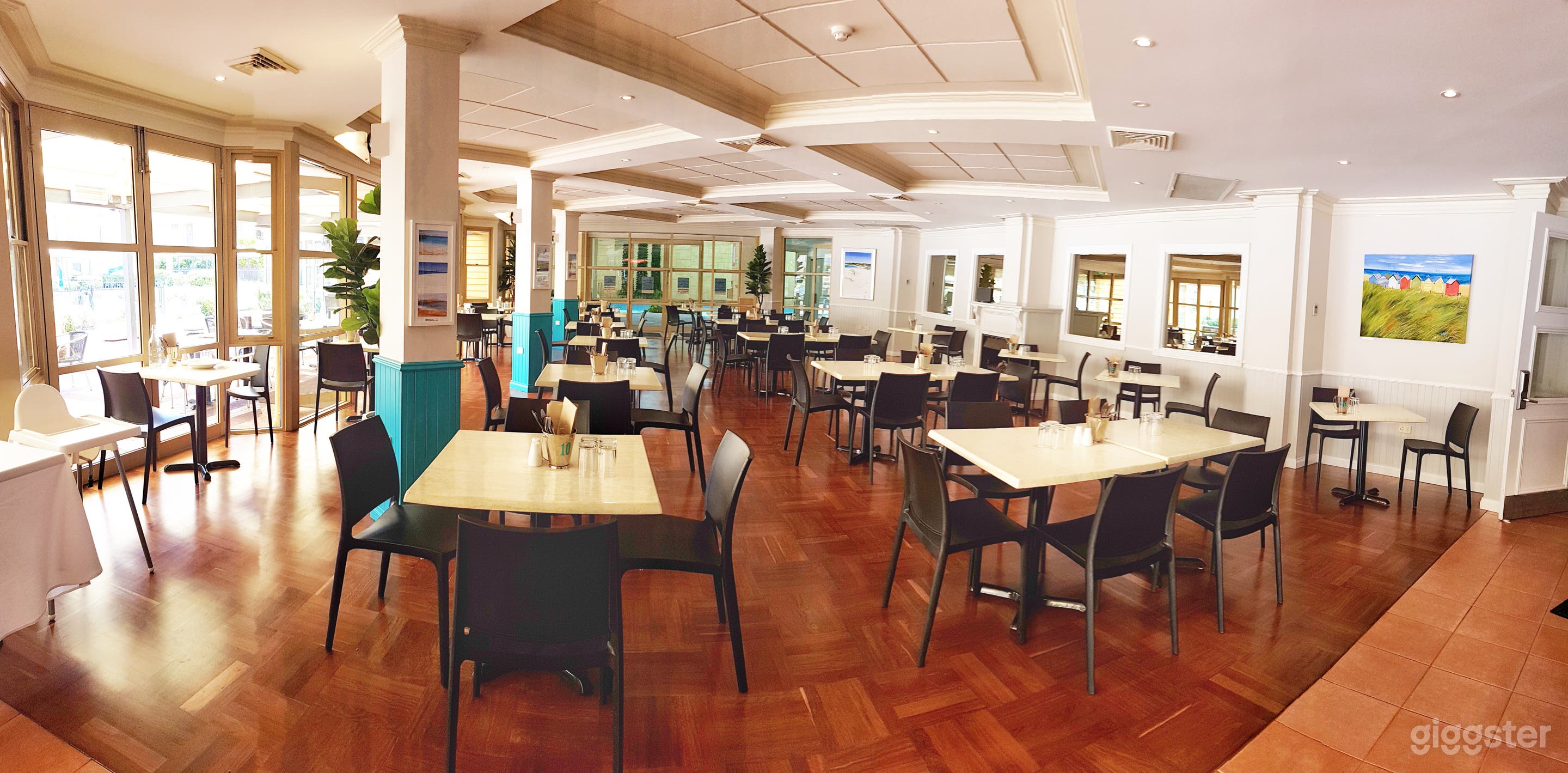 Restaurant (near pools) Photo 2