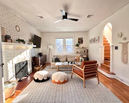  Unique colonial with contemporary design house 