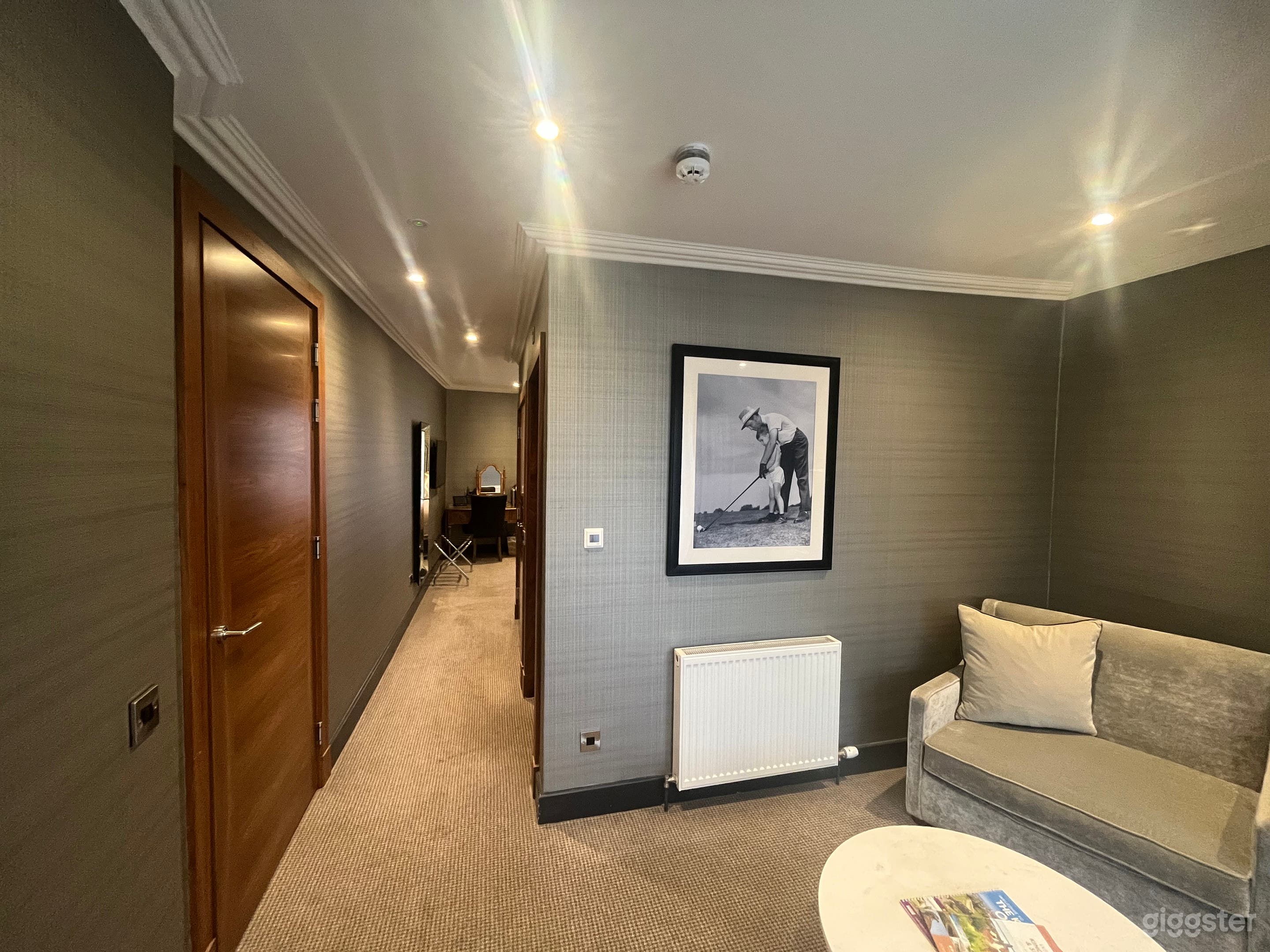 Castle Junior Suite Photo 4