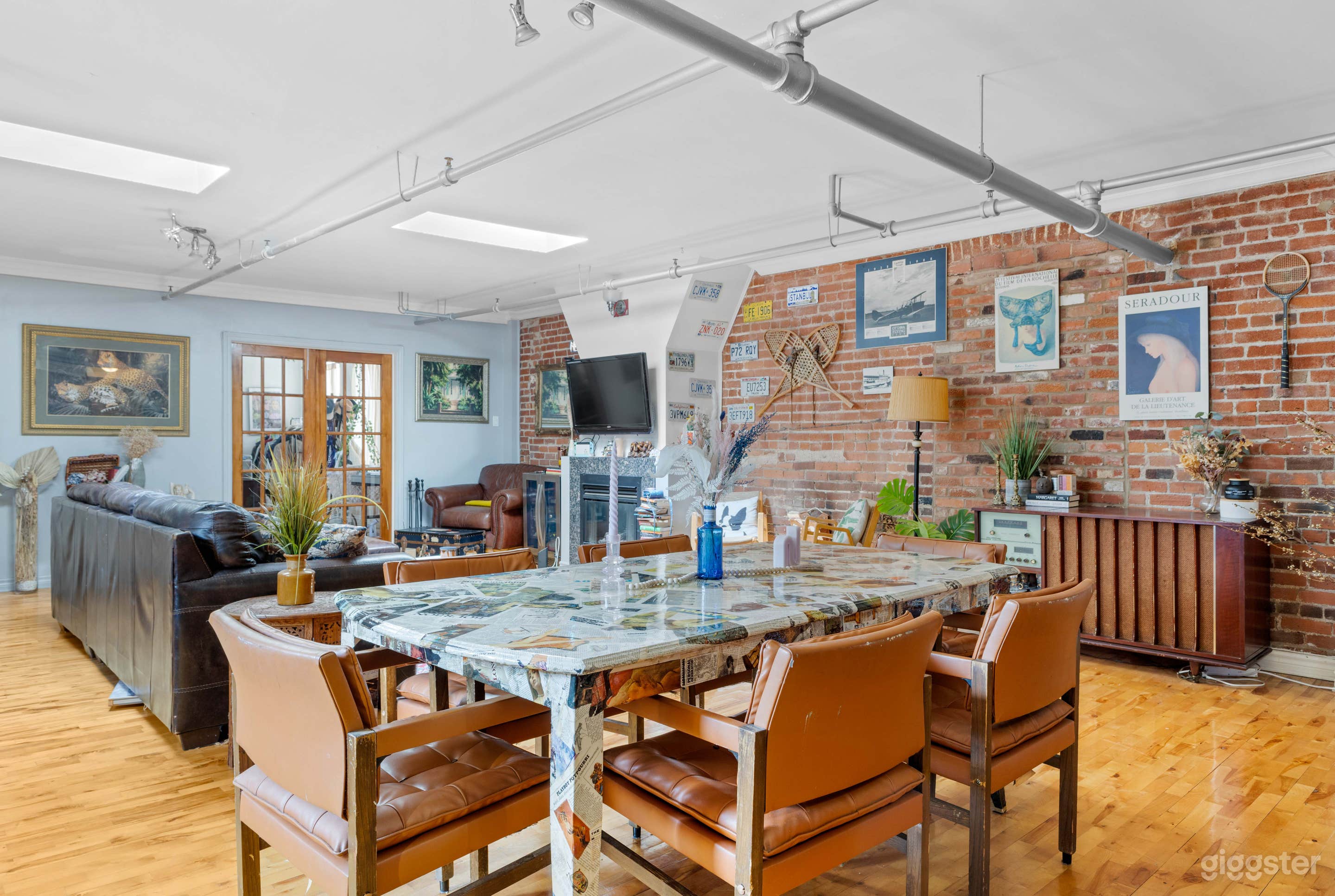 Amazing Old Port Loft Photo 3