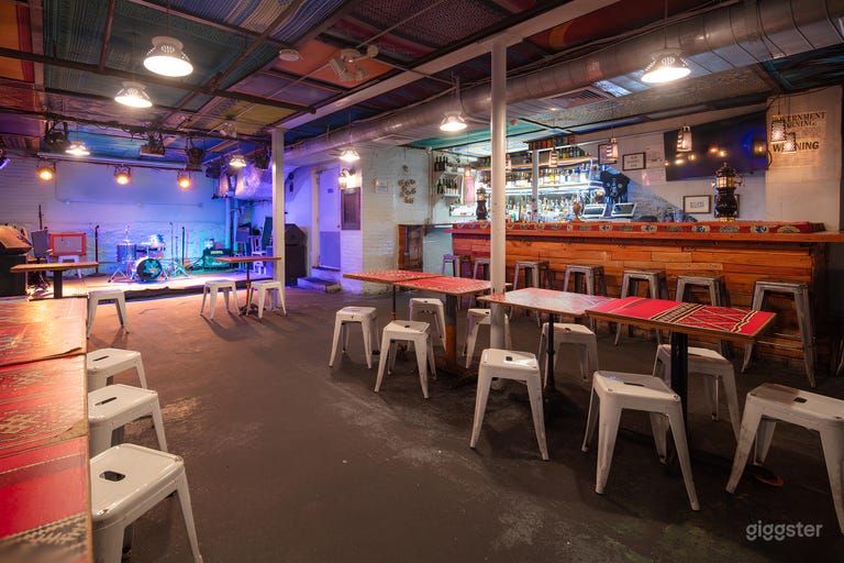  Vibrant Middle Eastern Café & Creative Haven in Harlem 