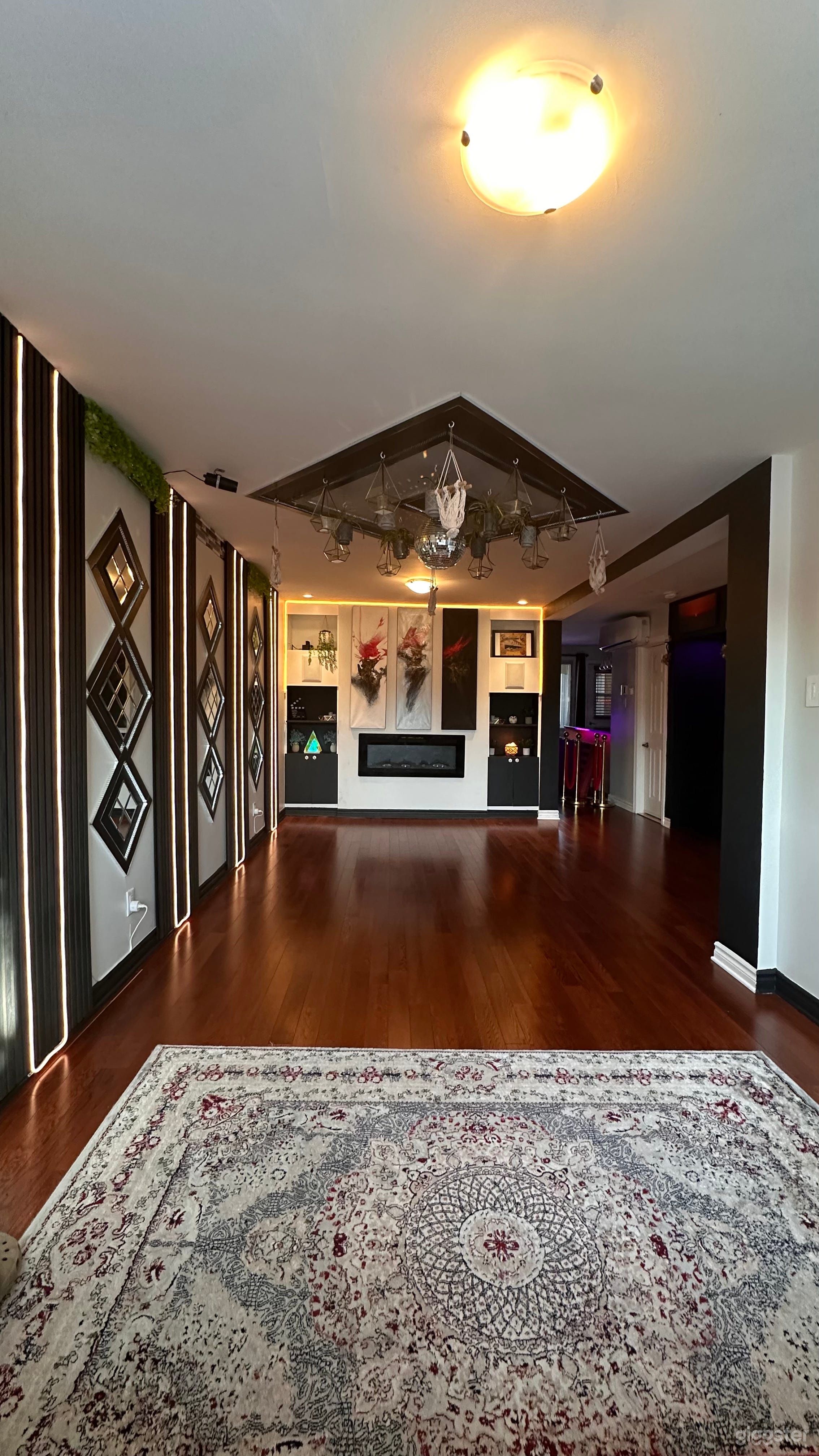Cozy open space for events Photo 2