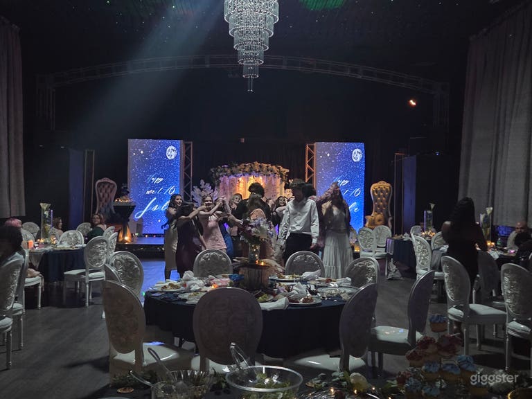  Downtown Las Vegas Event Center 