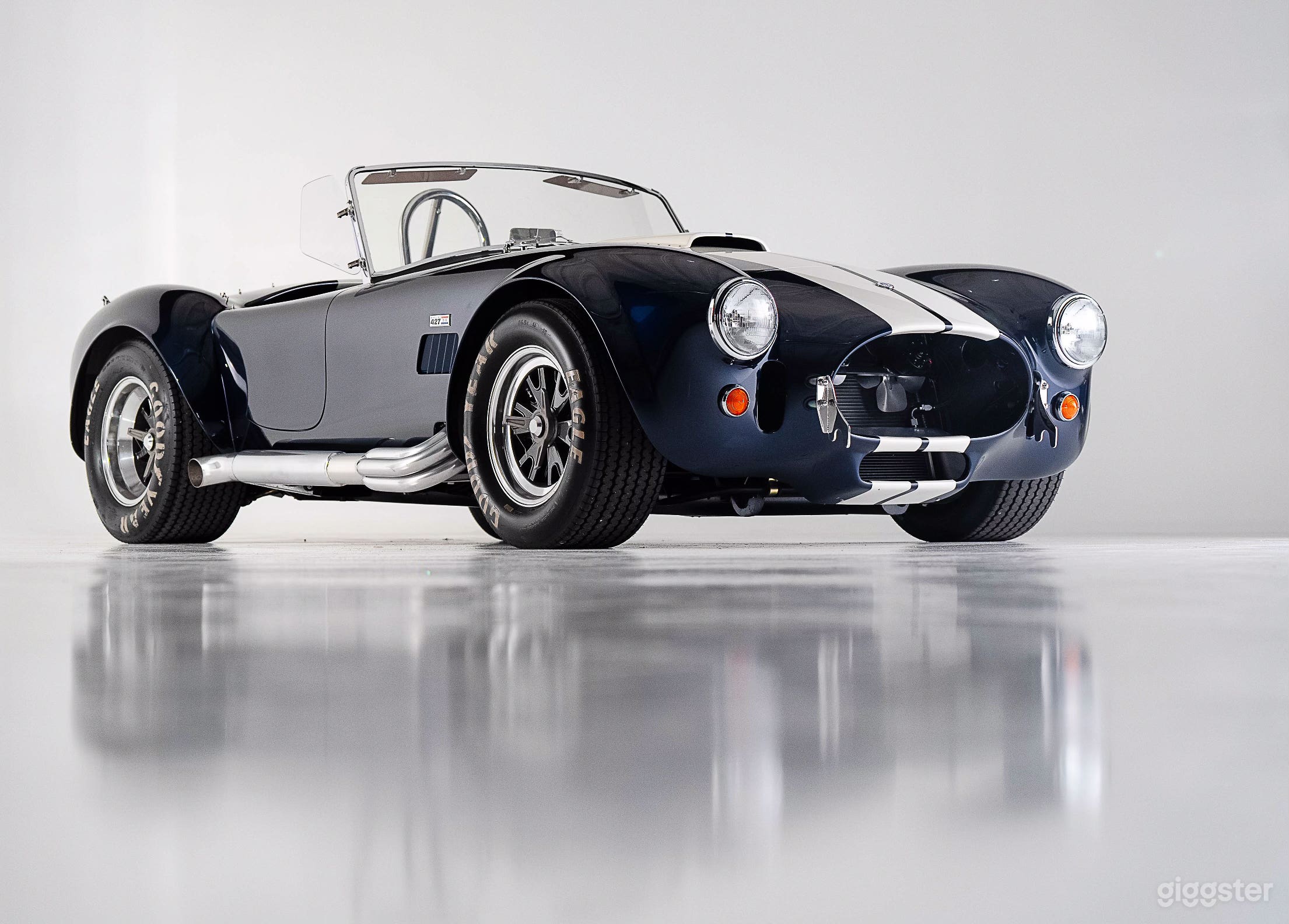 Large Warehouse Space Photo 4