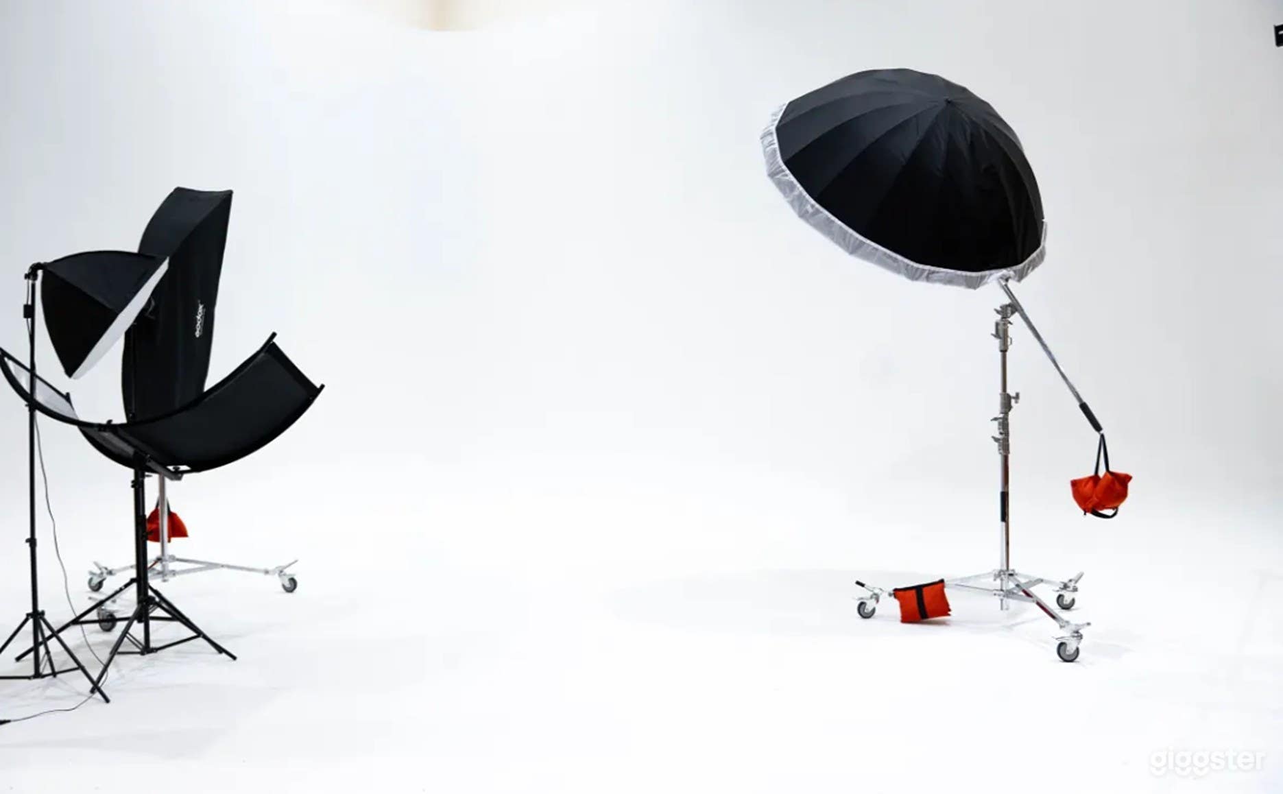 White Cyc Wall includes SpotLight Photo 4