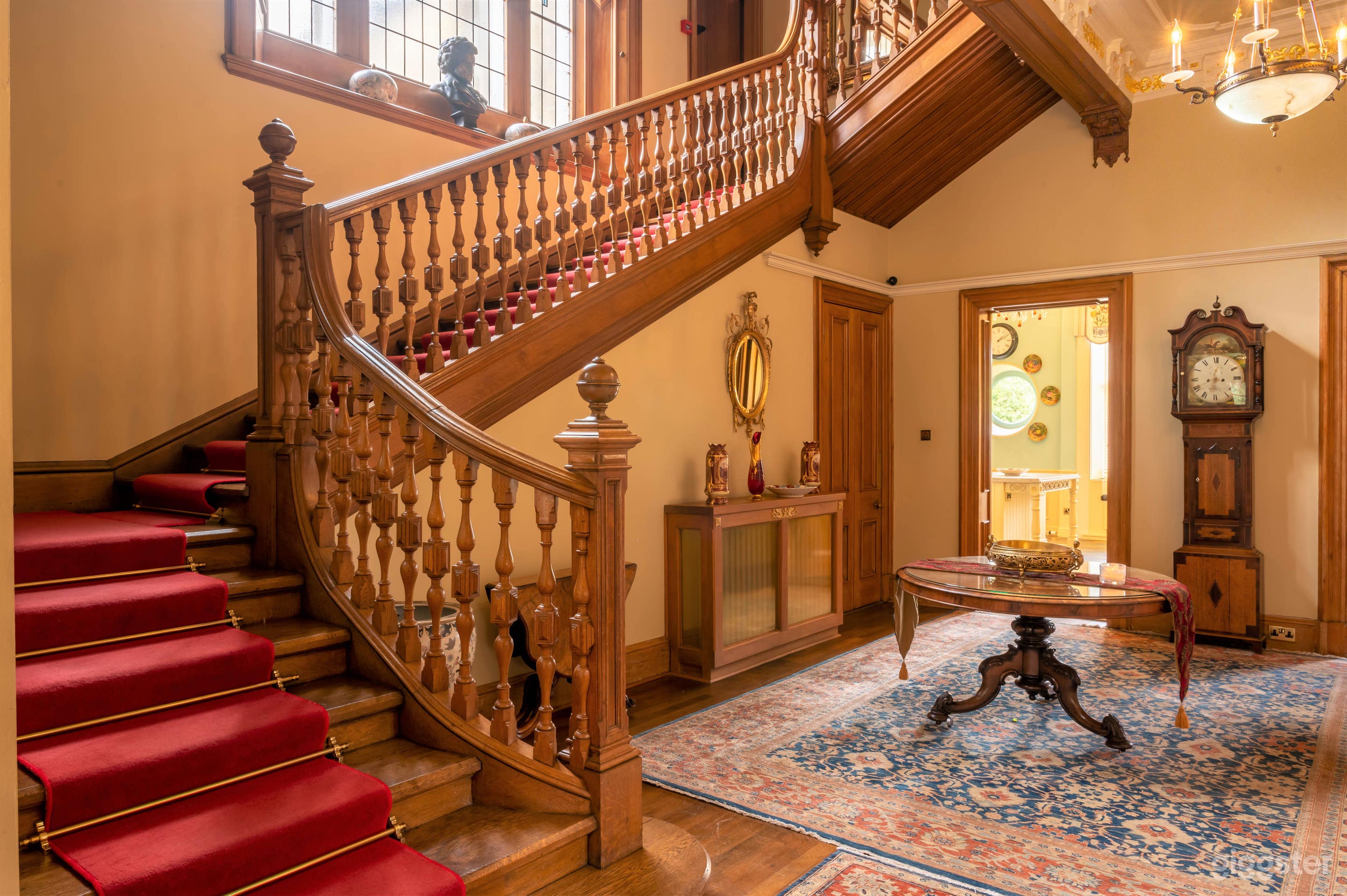 Henry Cotton Room in a Mansion Photo 4