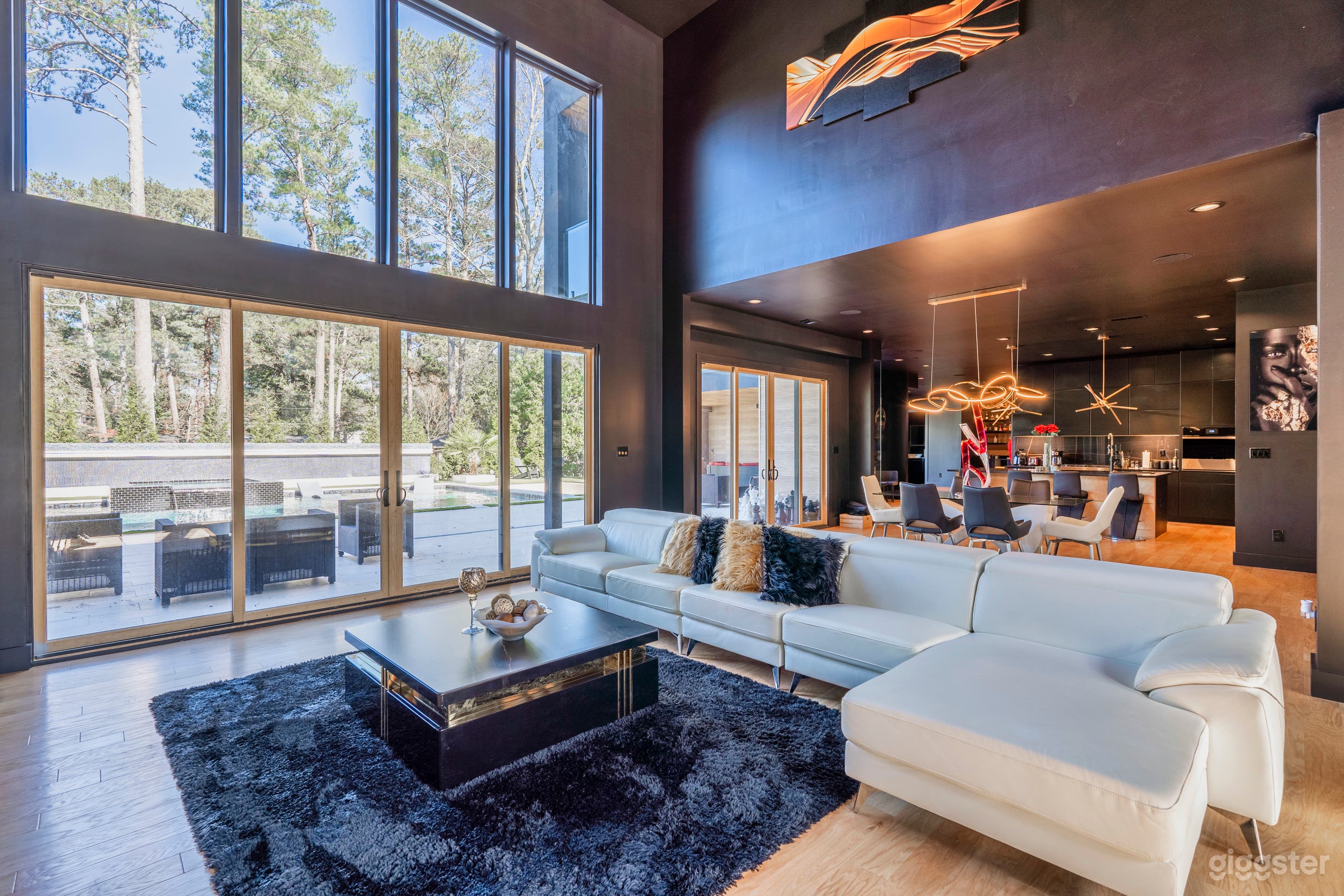 Modern Masterpiece Photo 2