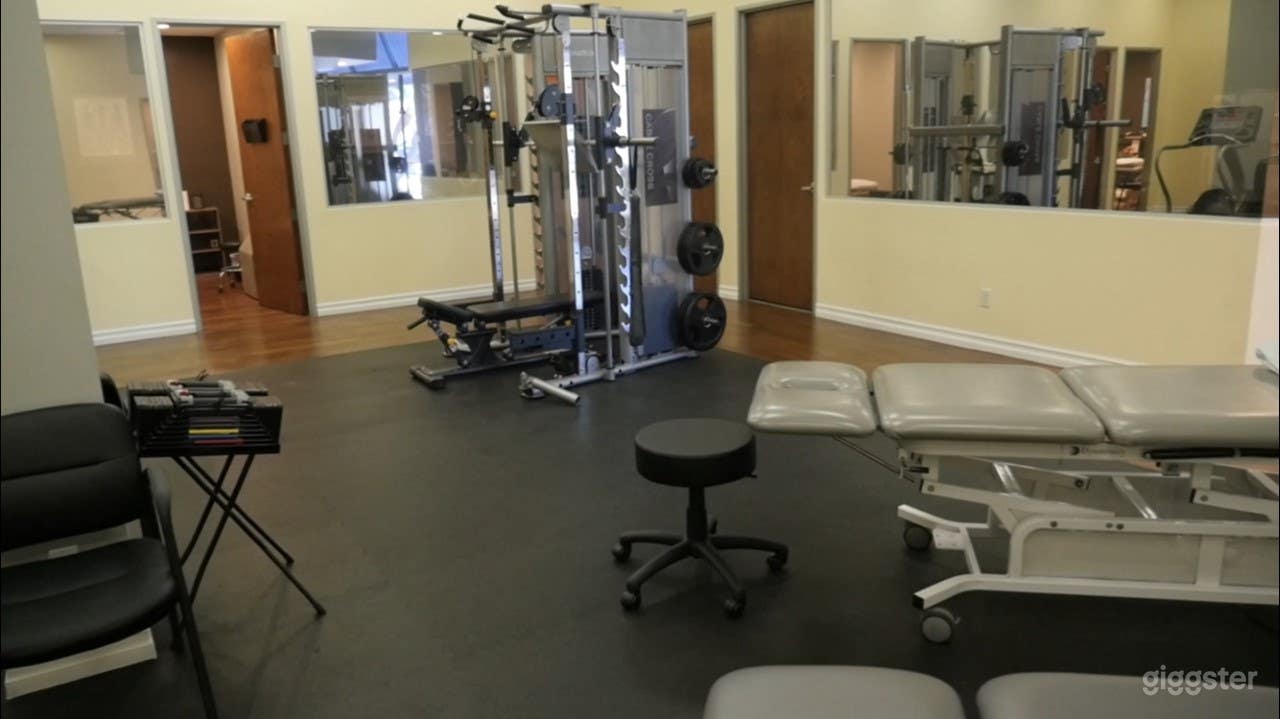 Sports Medicine/Physical Therapy/Modern/Spa Style/ Medical/ Gym Photo 3