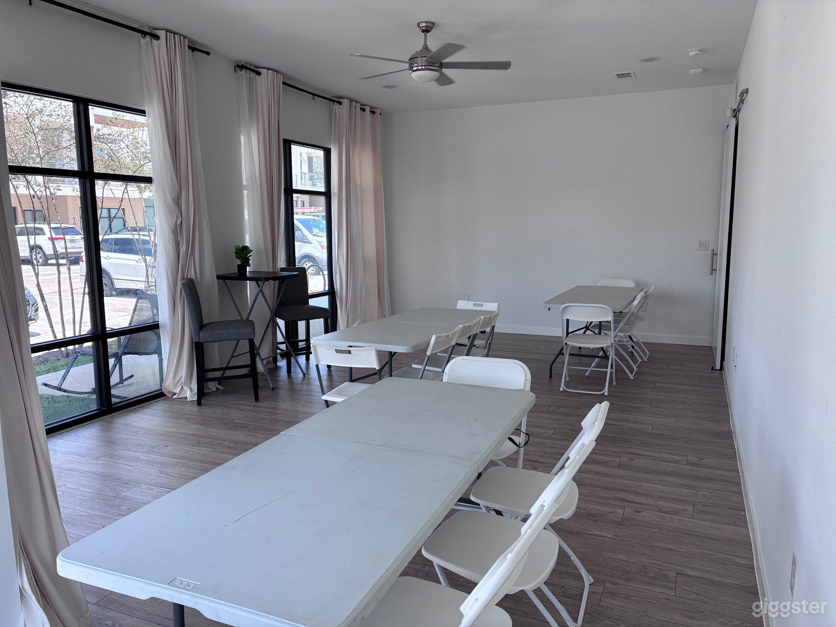 Natural Light Flex Space in East ATX Photo 4