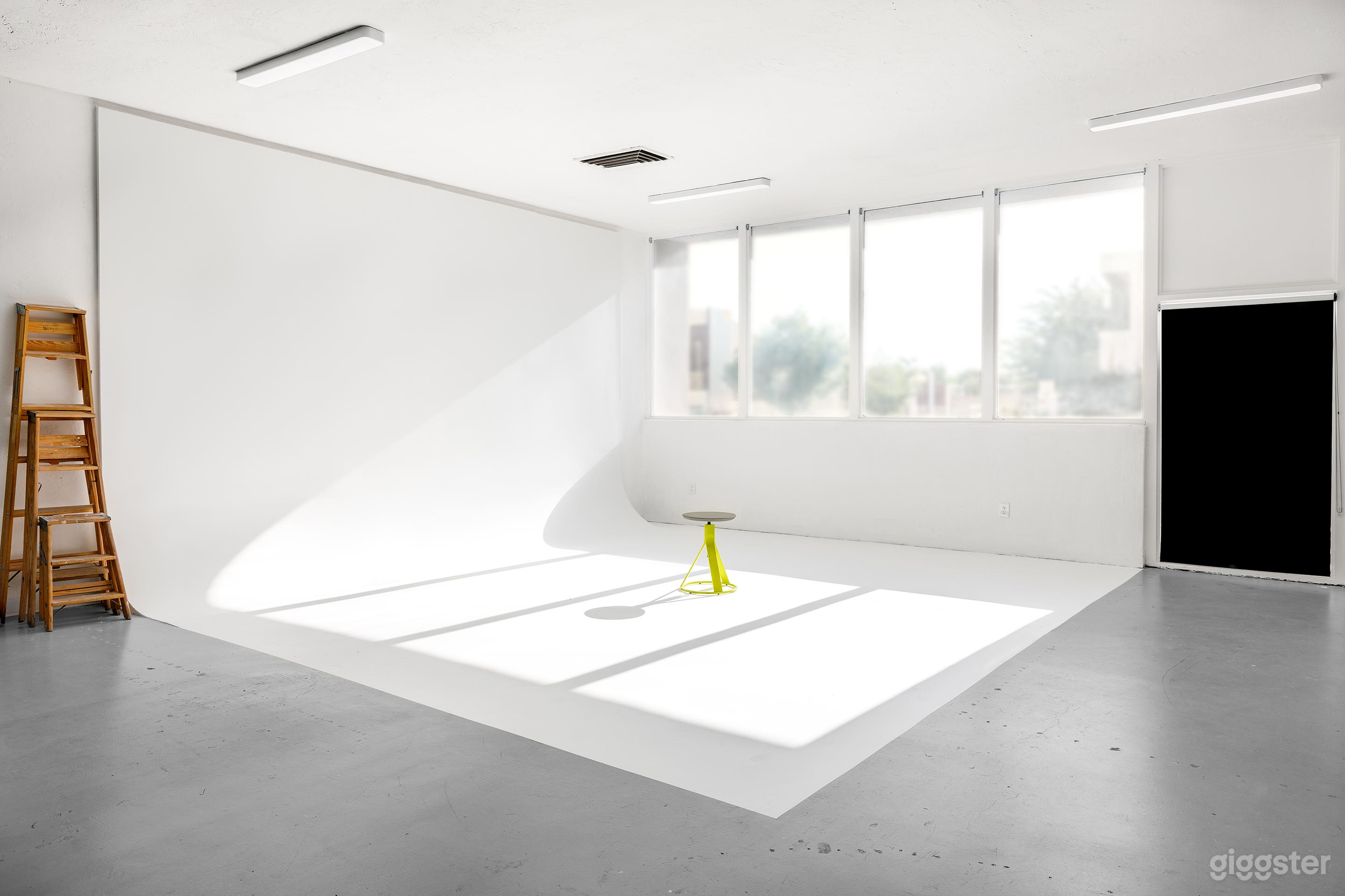 Nob Hill Studio with Natural Light and White CYC Photo 1