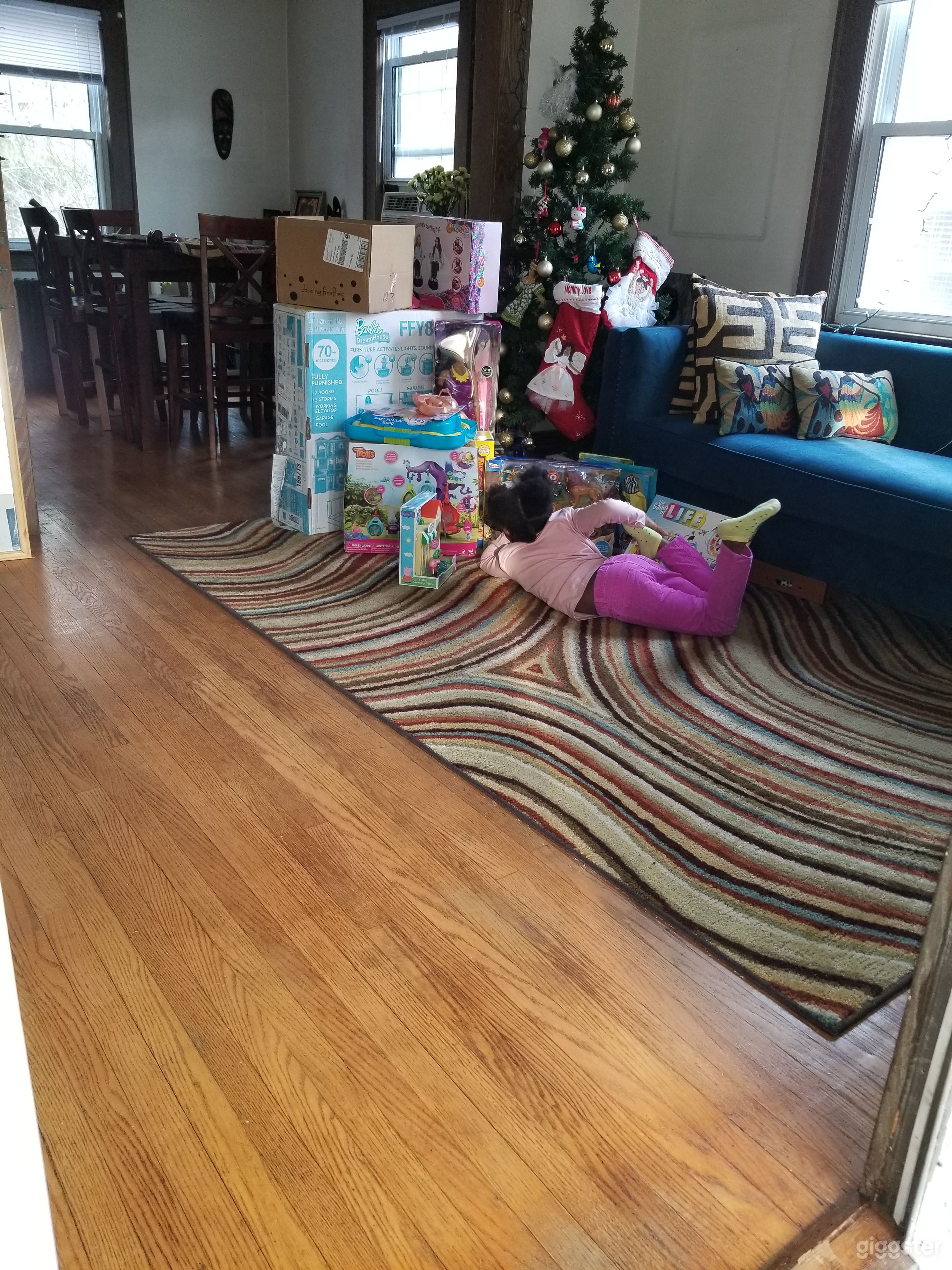 Half view of livingroom.