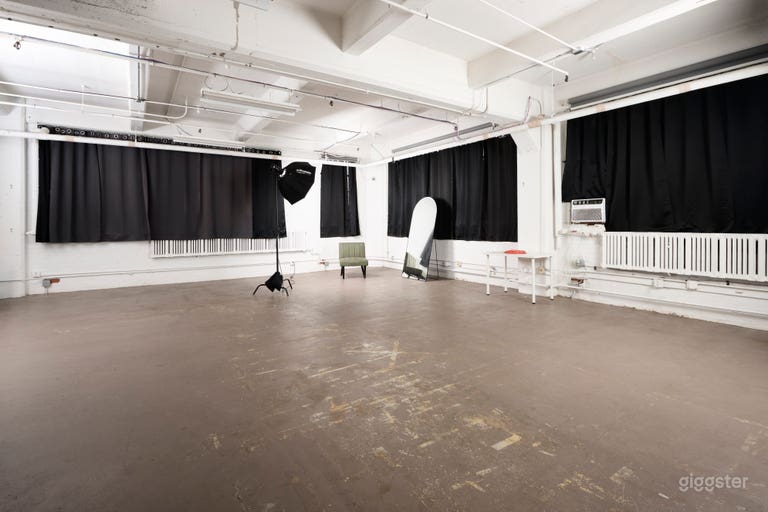  Photo Studio Downtown Indy with skyline view 