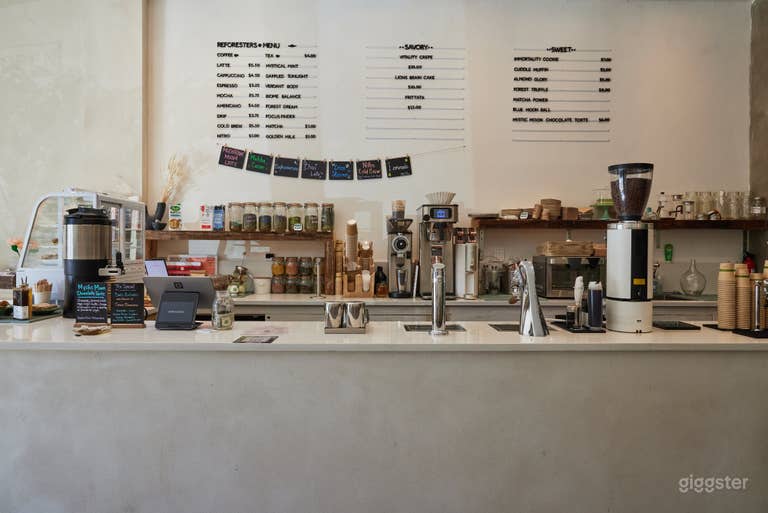  Sustainable and Serene Cafe in Williamsburg 