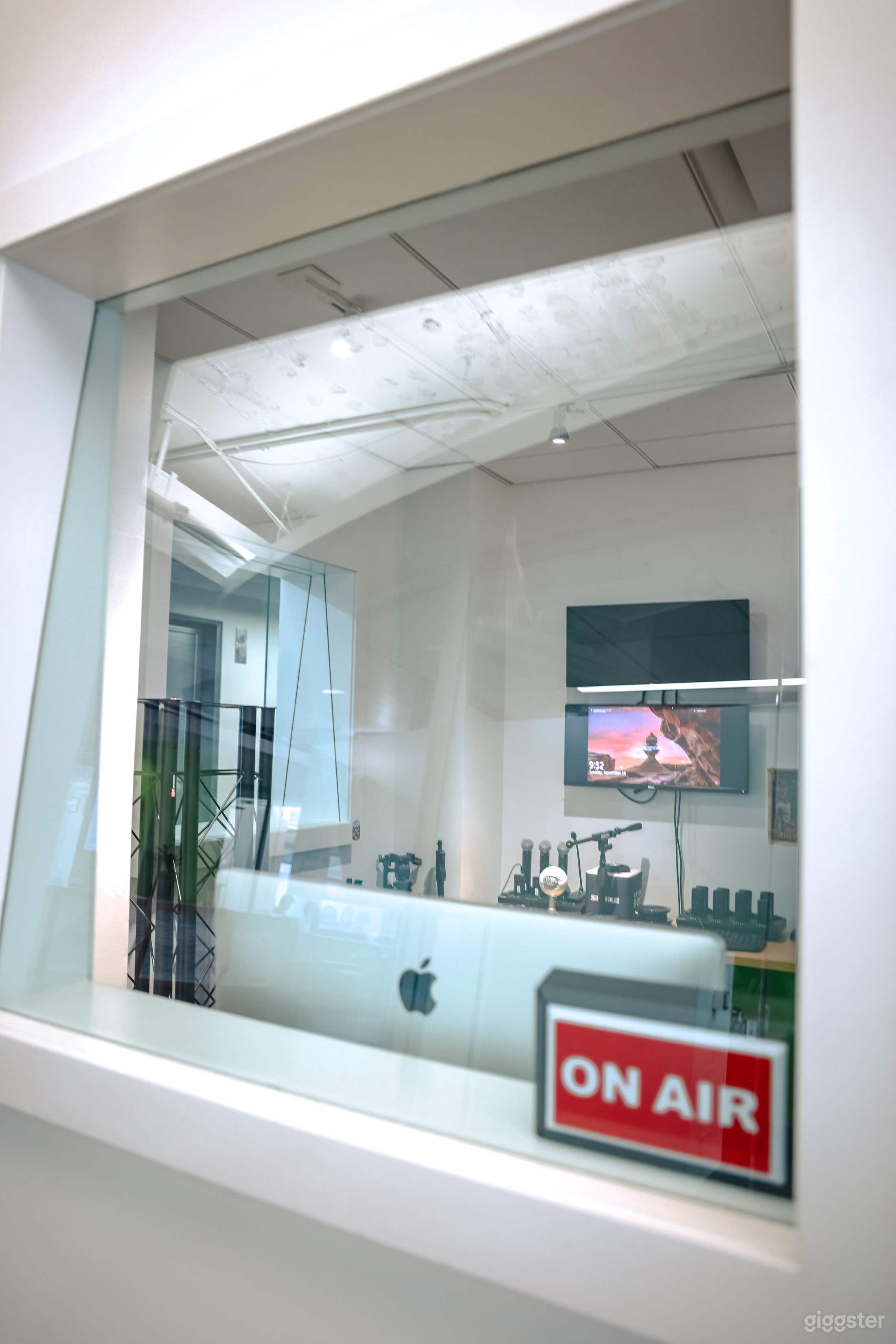 Podcast Studio with Professional Plug &amp; Play Setup Photo 3