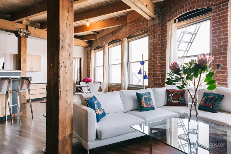  Stylish Downtown Detroit Loft for Events, Pop-Ups & Celebrations 