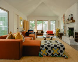  Spacious Airy Home for Interior Enthusiasts 