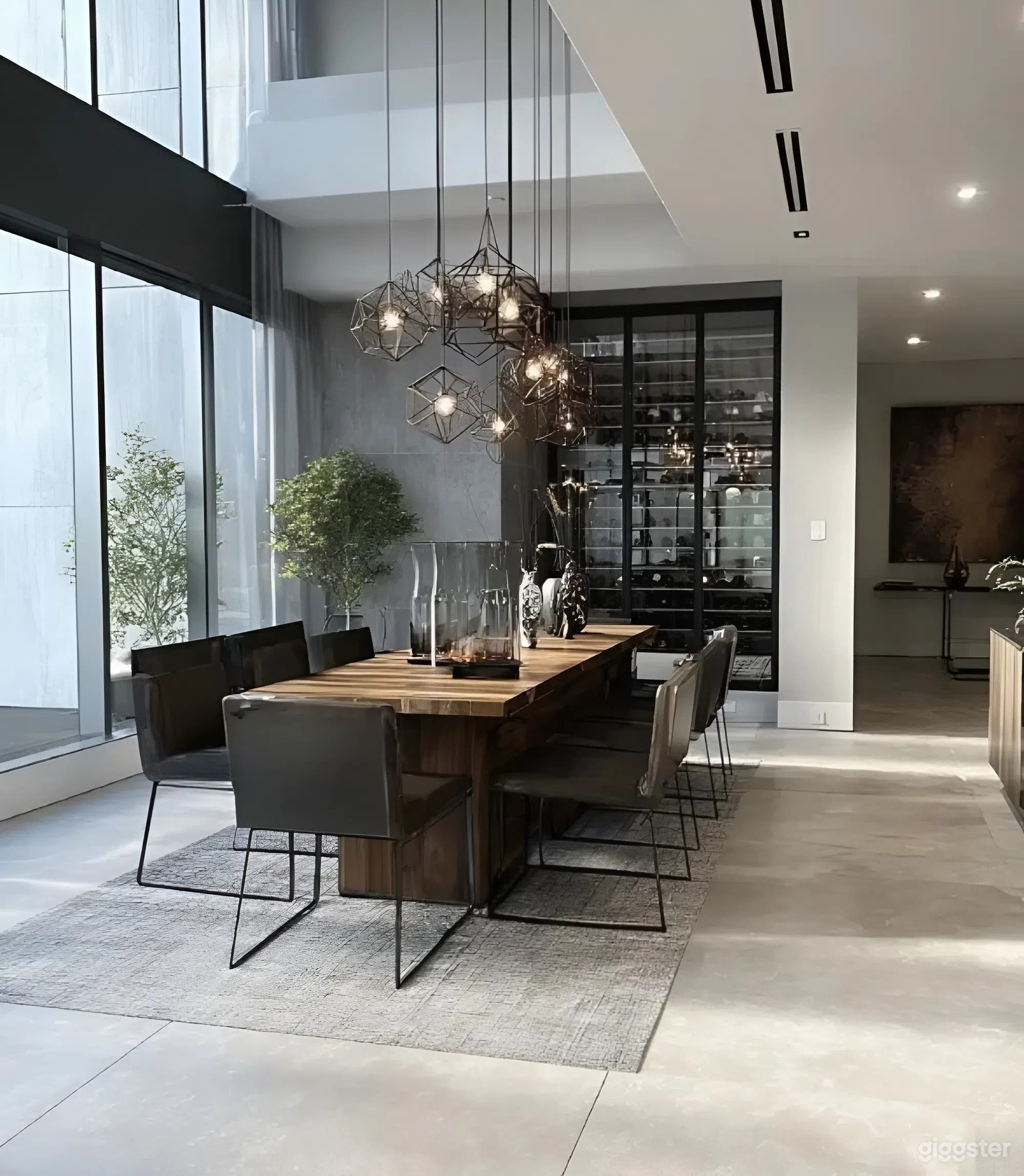 Modern Home– Ideal for Photoshoots Photo 3