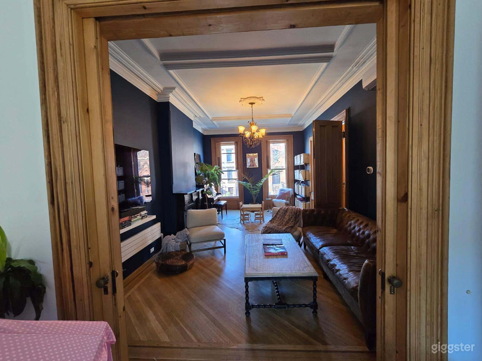 Historic &amp; Renovated Brooklyn Brownstone Photo 1