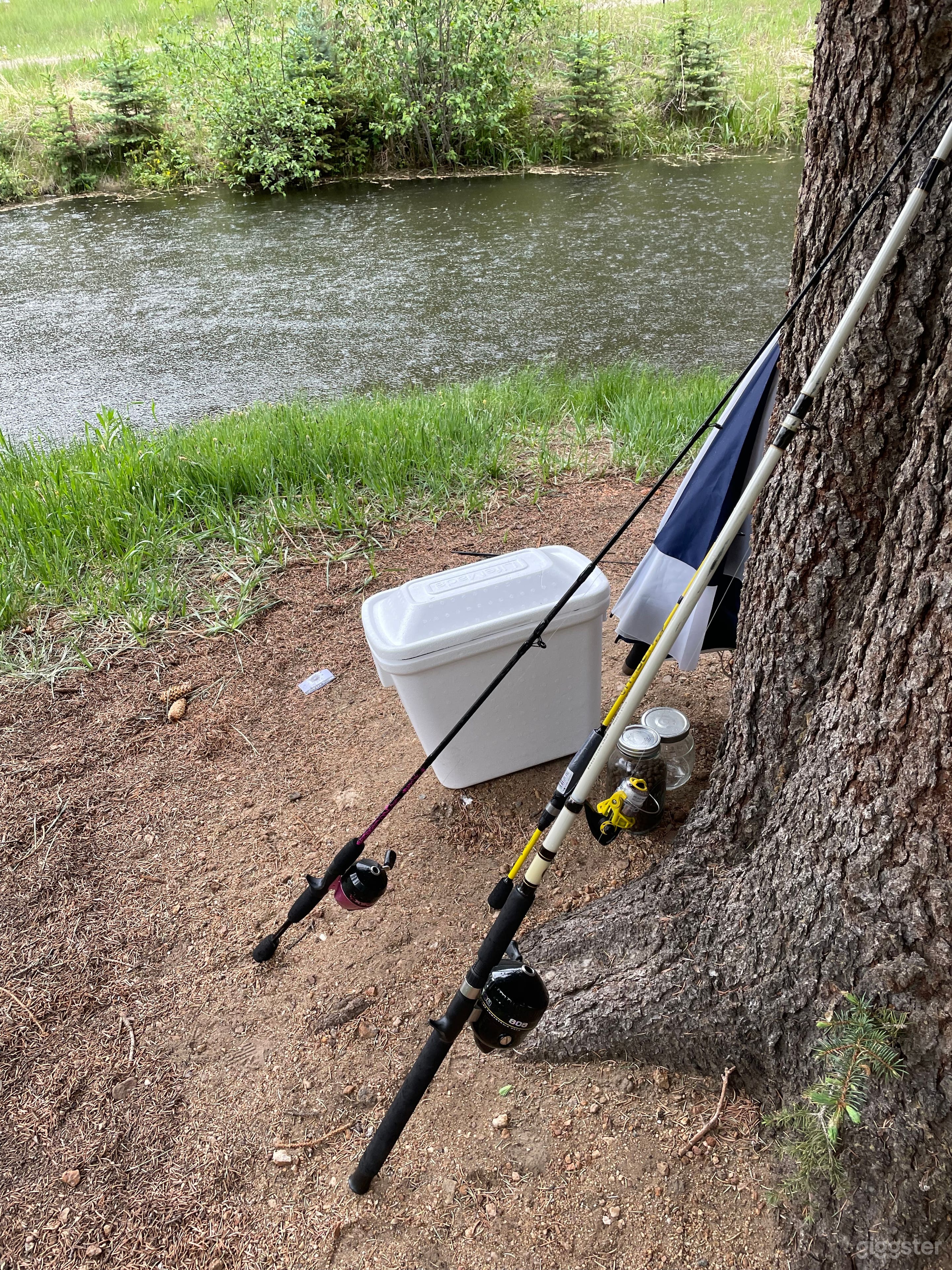 Paradise In A Small  Mountain Town  Photo 2