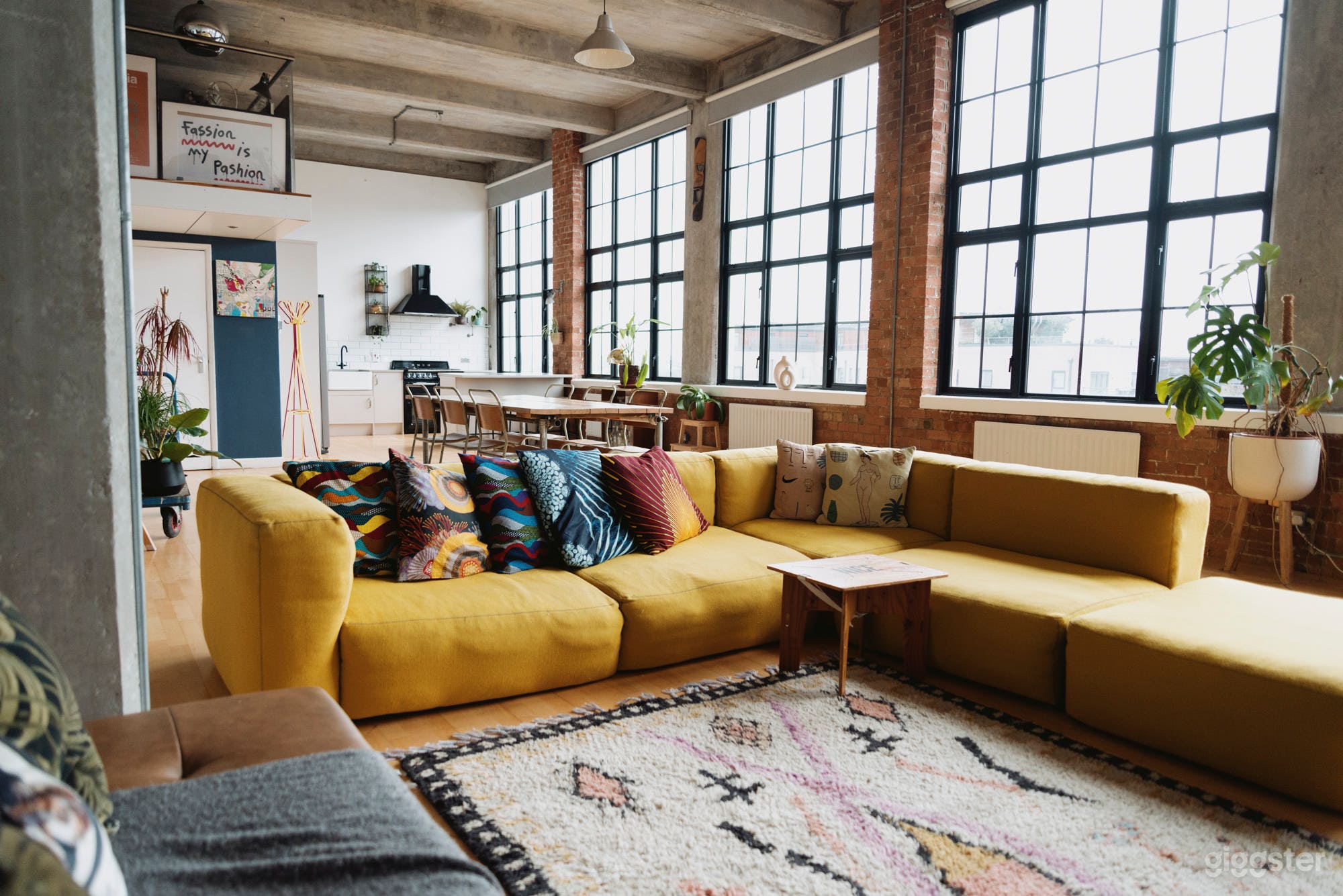 New York style open plan loft space in East London Photo 2