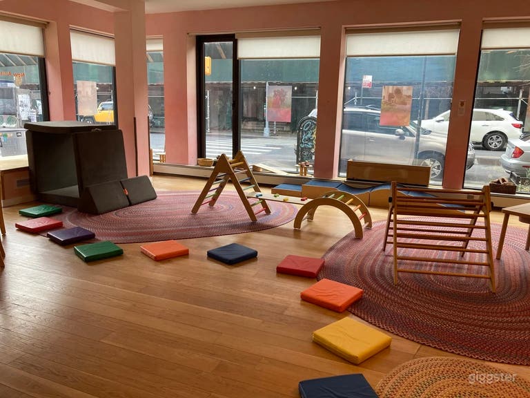  Large Stunning Space for Community in East Village 