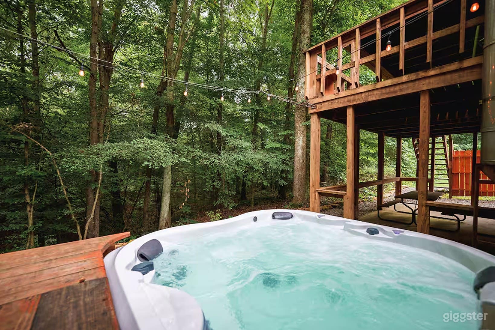 Hocking Hills Nature Retreat | Art+Sauna+EV Photo 4