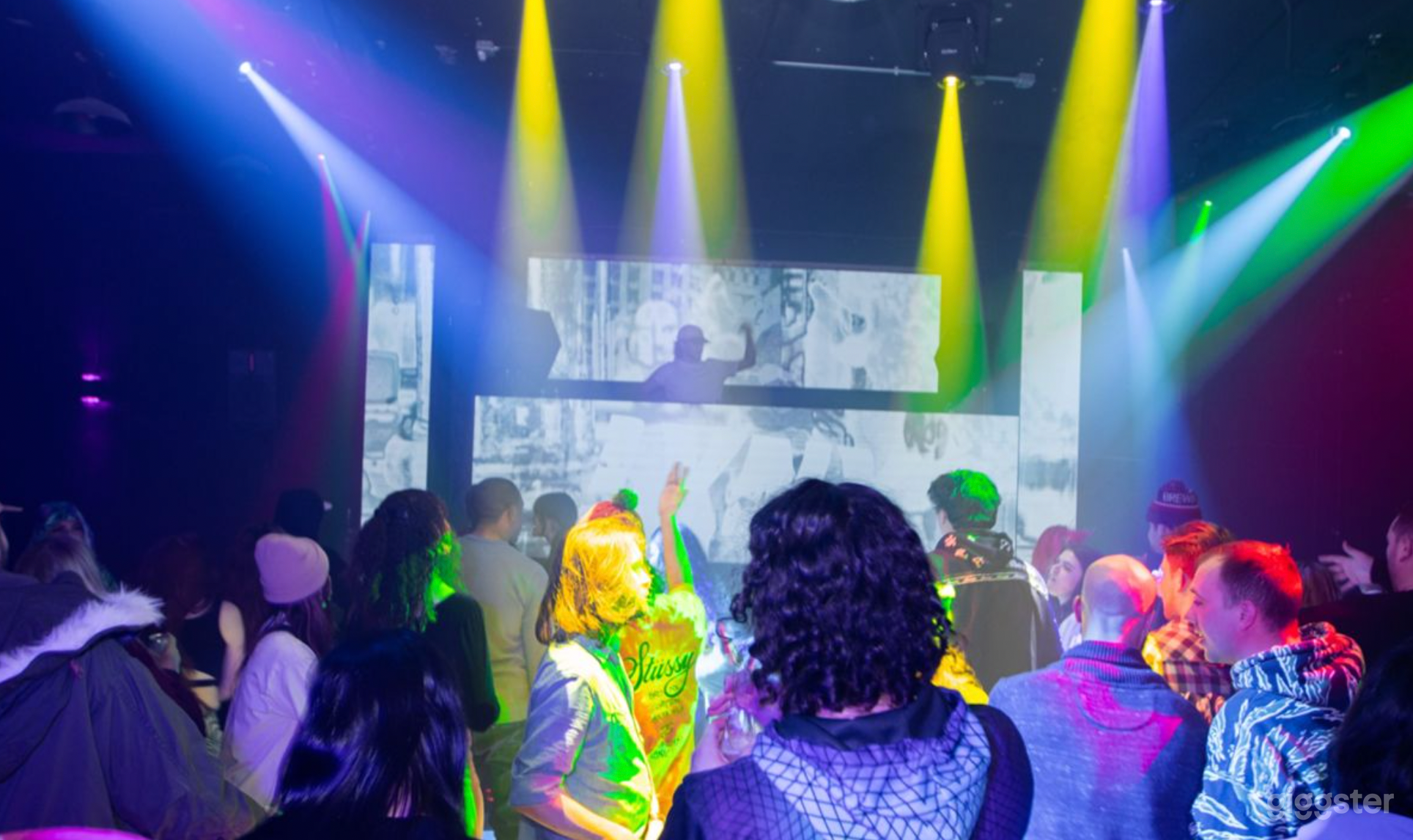 Awesome Concert Venue in Downtown Cincinnati Photo 1