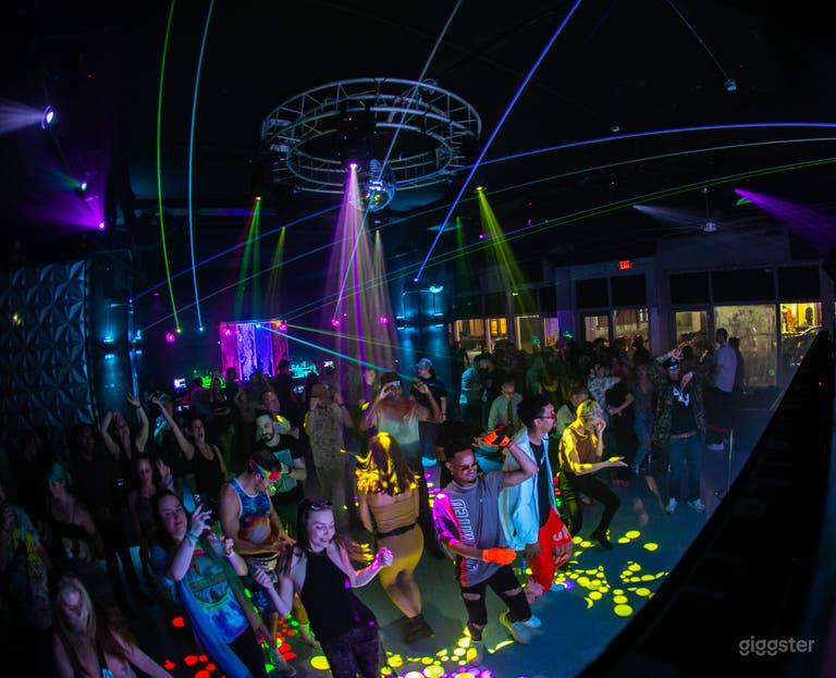  Awesome Concert Venue in Downtown Cincinnati 