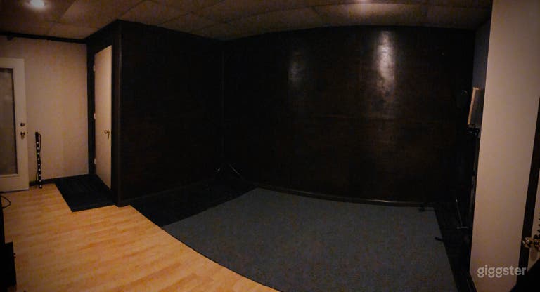  Band room 