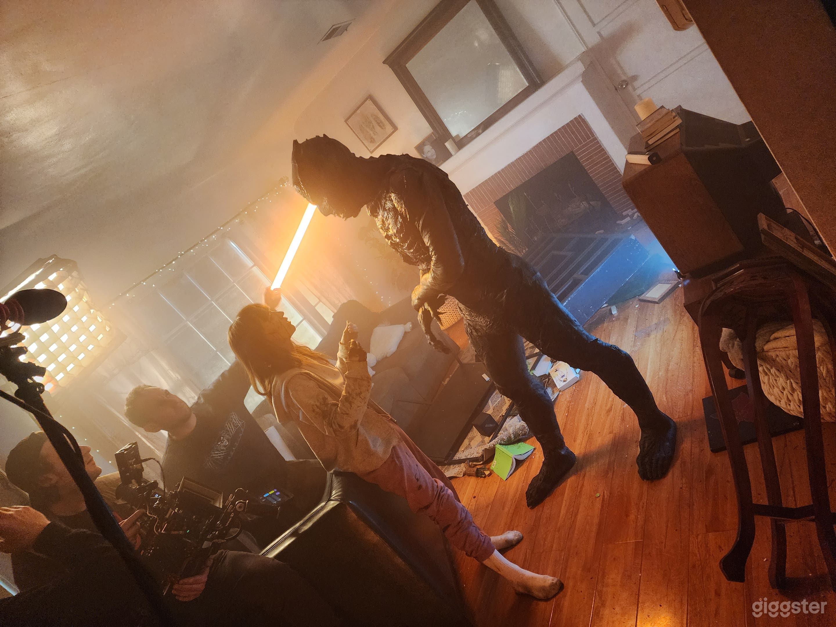 Vintage house with lots props and sets w/ large back lot Photo 1