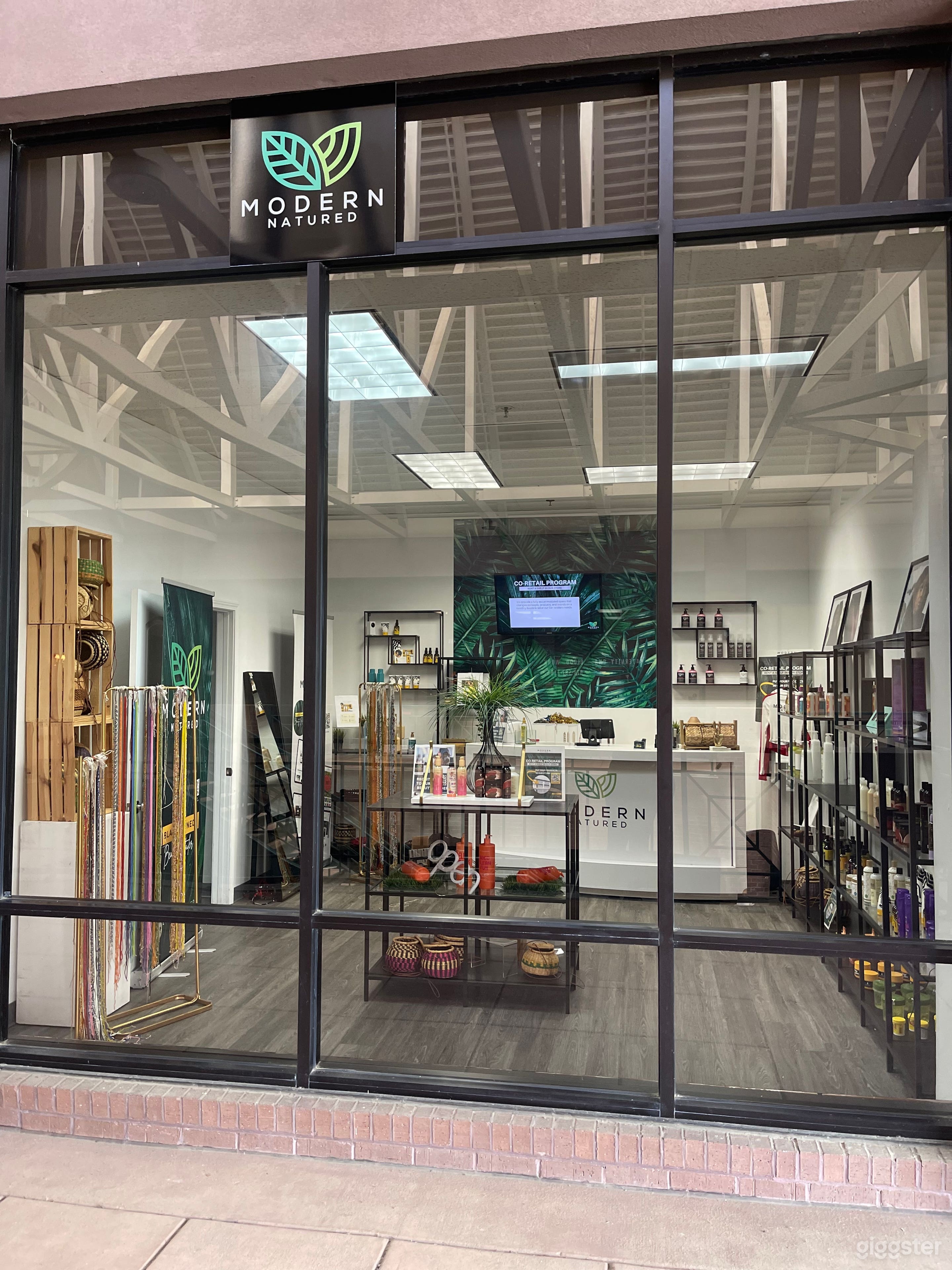 #1 Pop up Location Photo 3