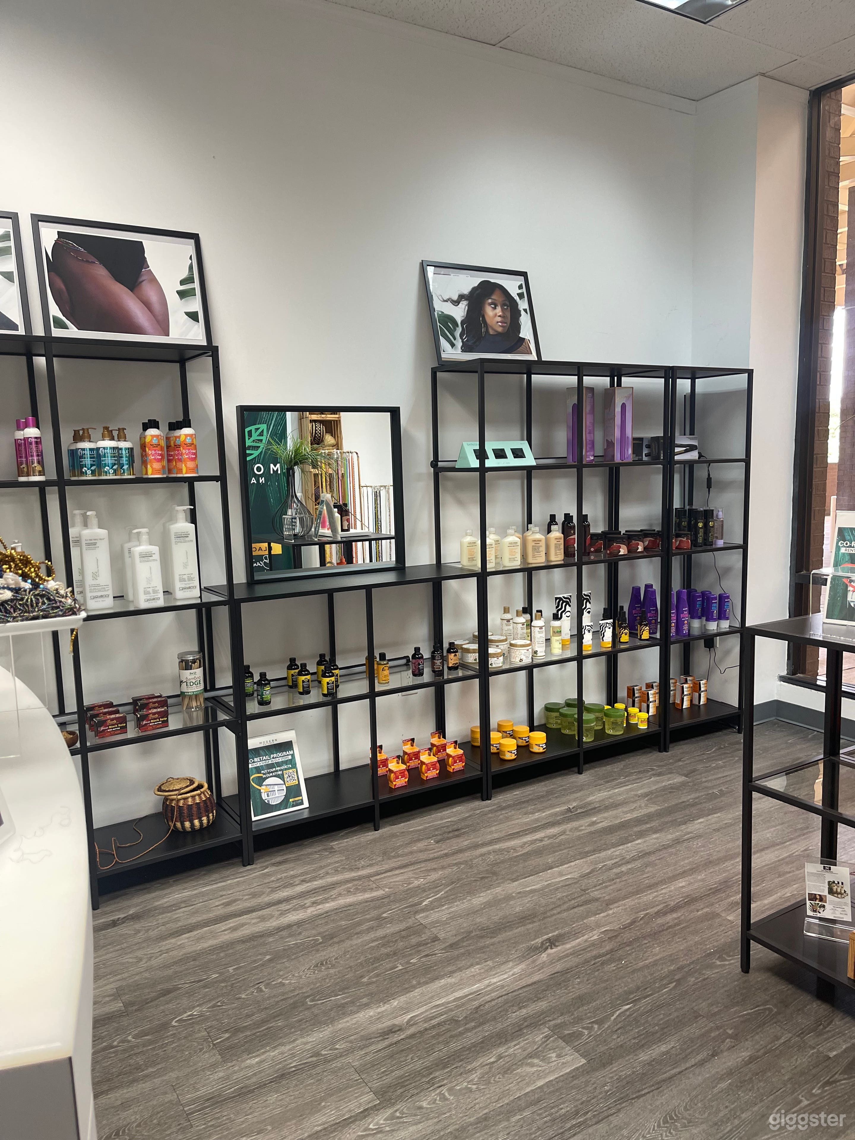 #1 Pop up Location Photo 1