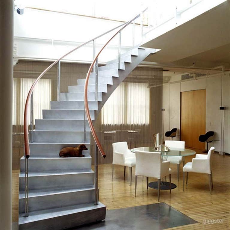  Large modern penthouse duplex: Location 2991 