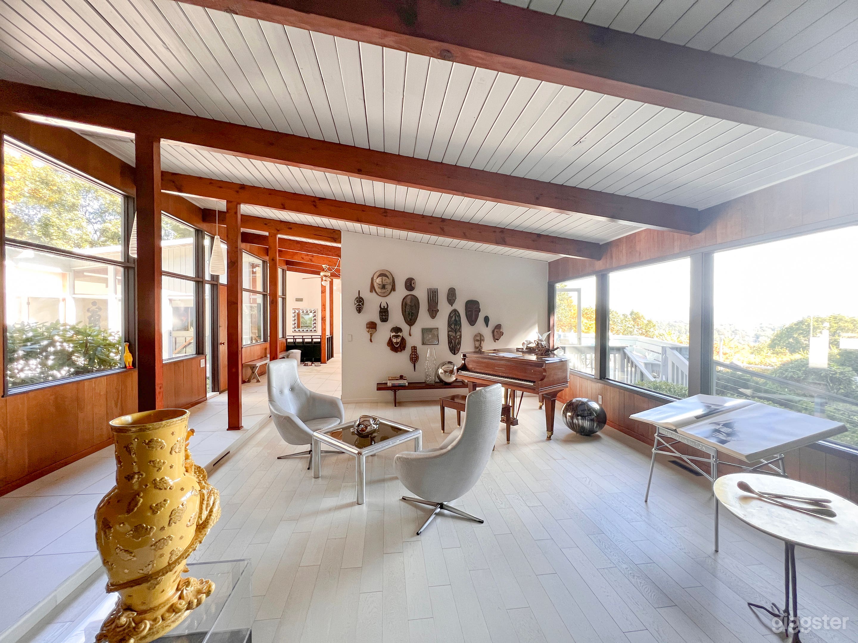 Mid century modern with exposed beams and panoramic windows