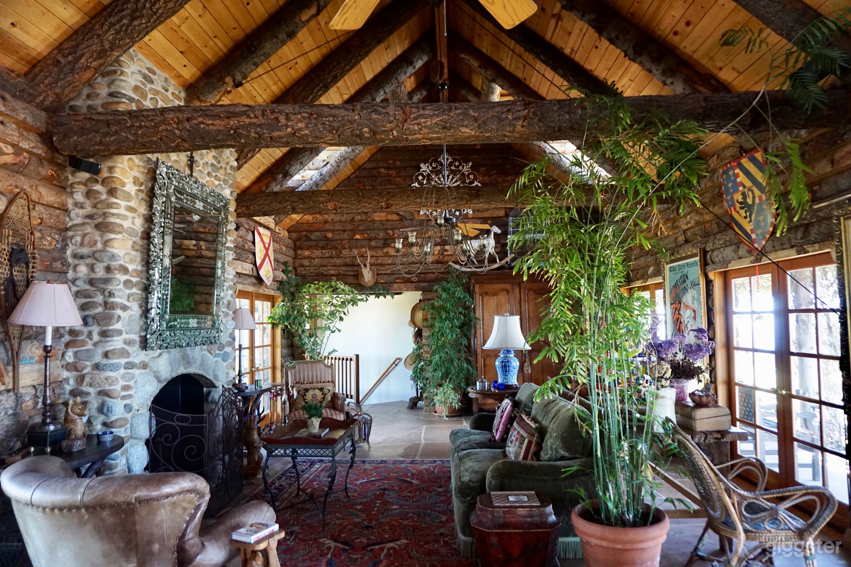 Above the Clouds Cabin Photo 2