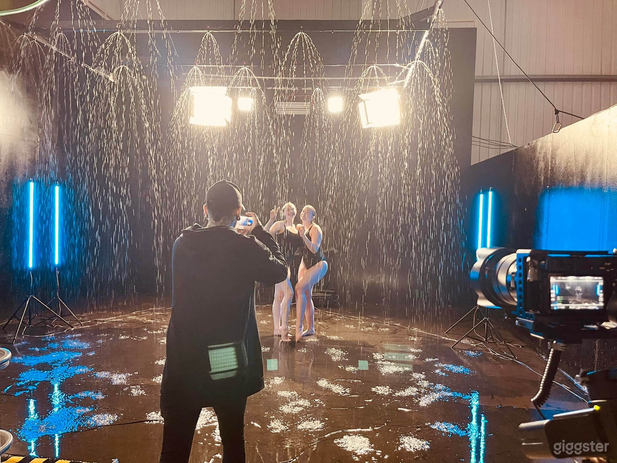 Rain &amp; Underwater Studio Photo 3