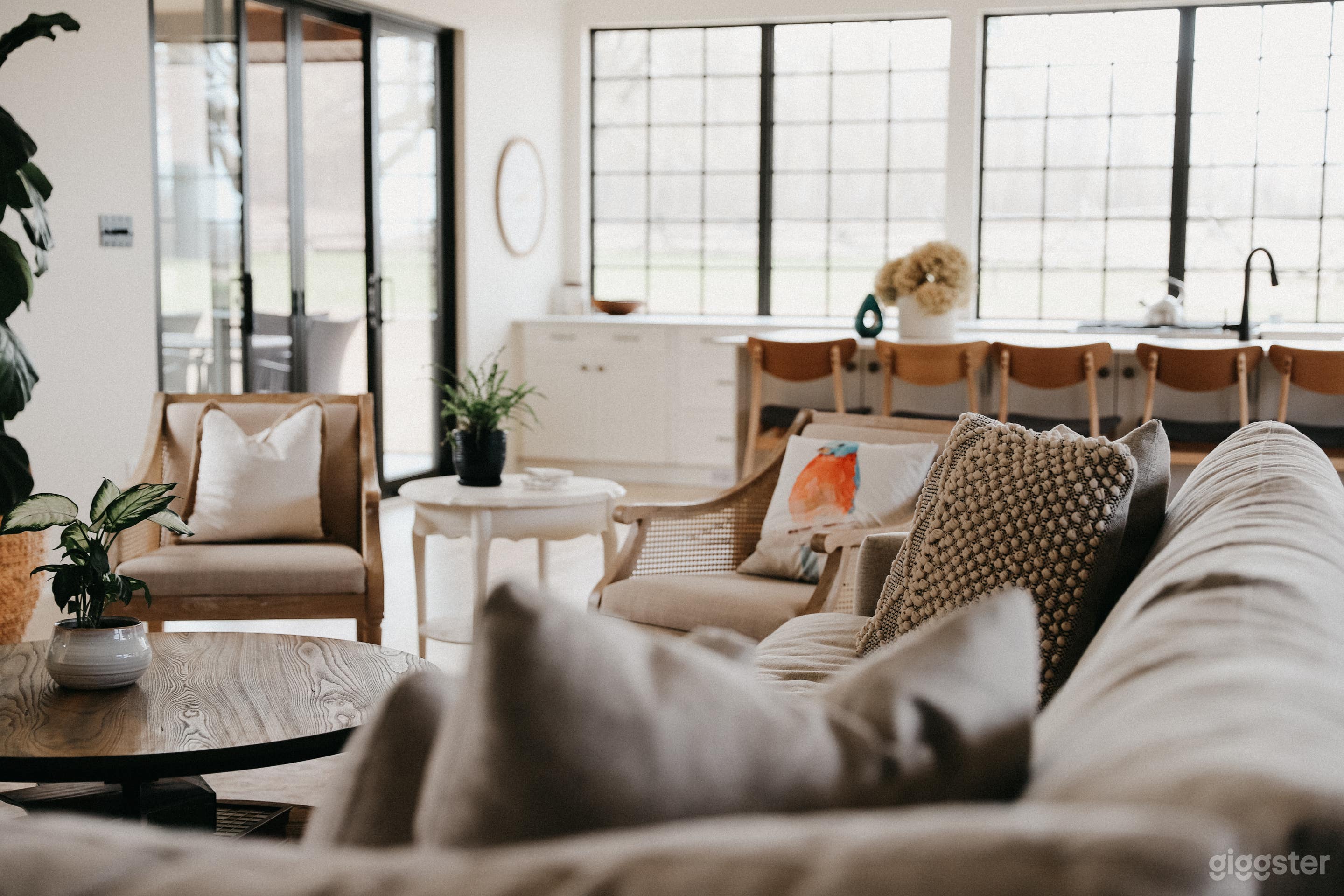 Farm -Country Location Photo 4