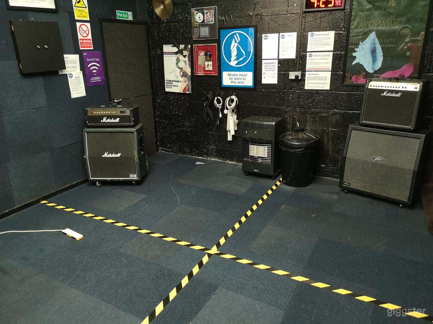 The Spacious Dance Studio for Rehearsals Photo 3