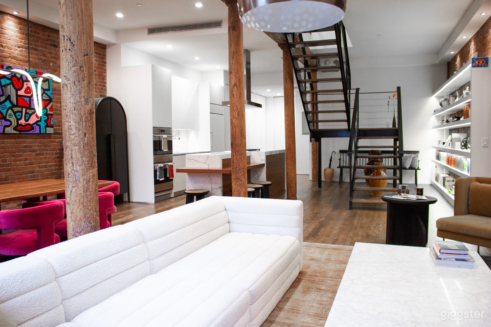 Historic, Modern Loft in NYC's Seaport District Photo 2