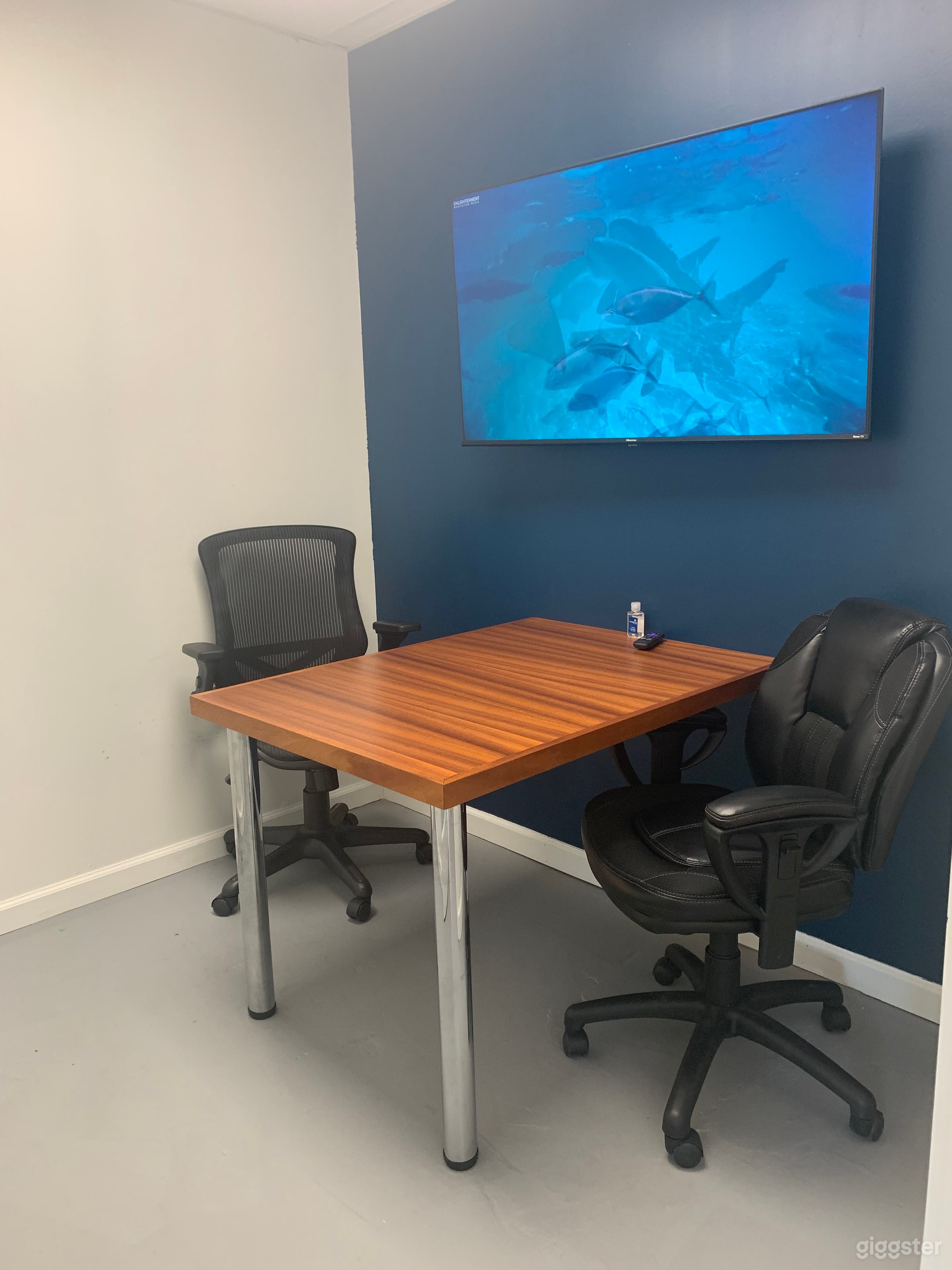 Small meeting room 1 