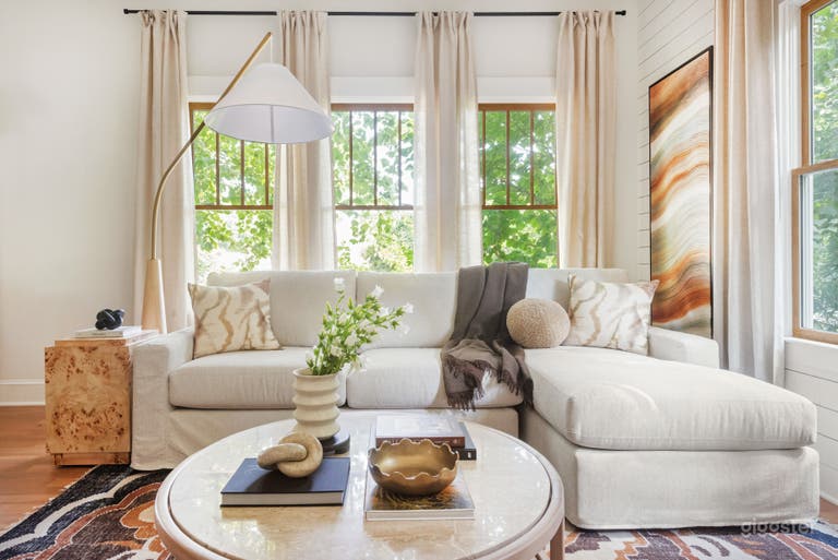  Urbanchella- A Designer Oasis 