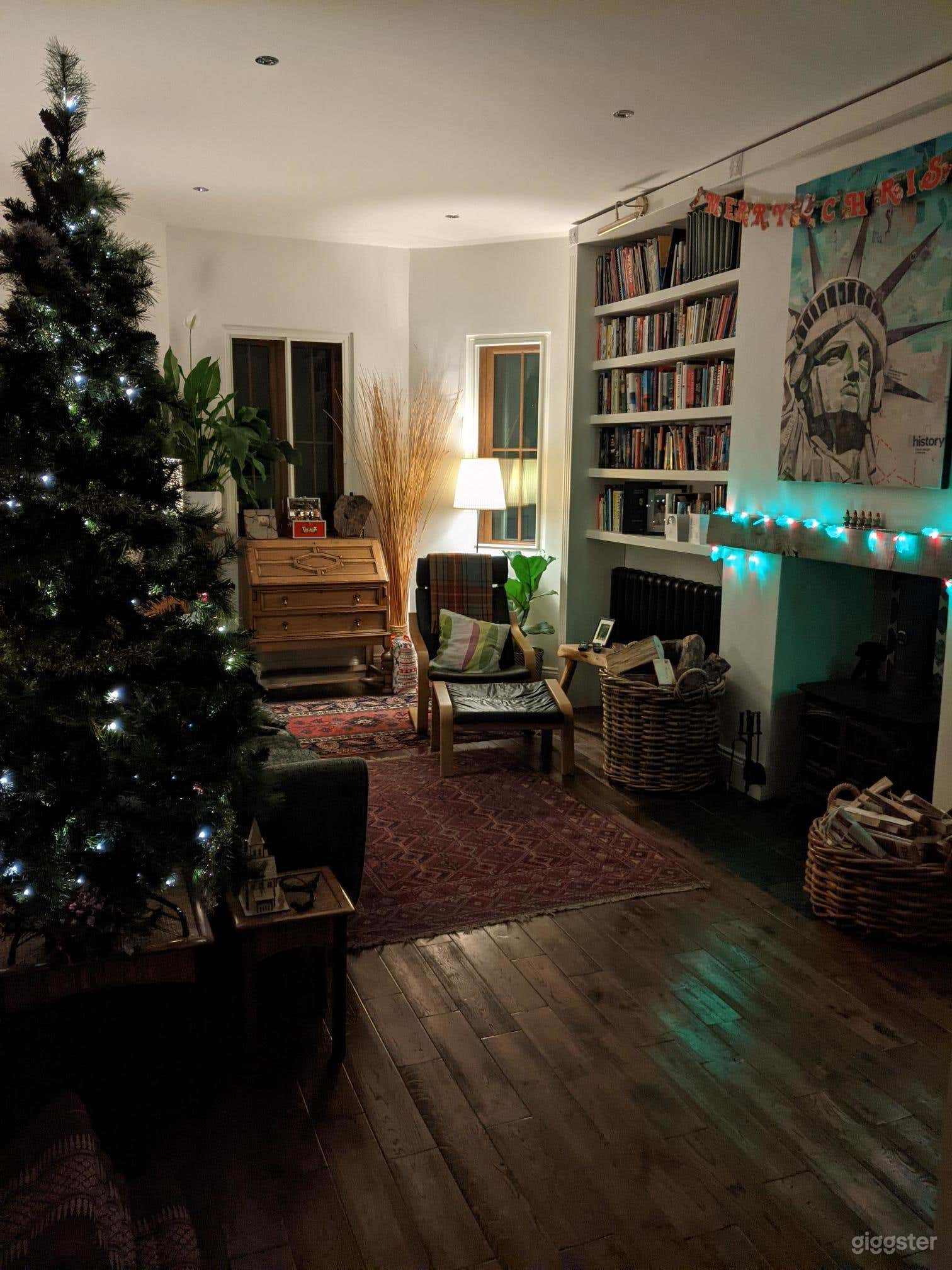 ffront lounge Christmas