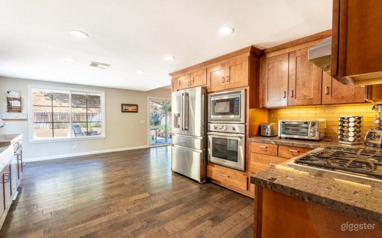 Hacienda Estates - Filming Requests ONLY Photo 2