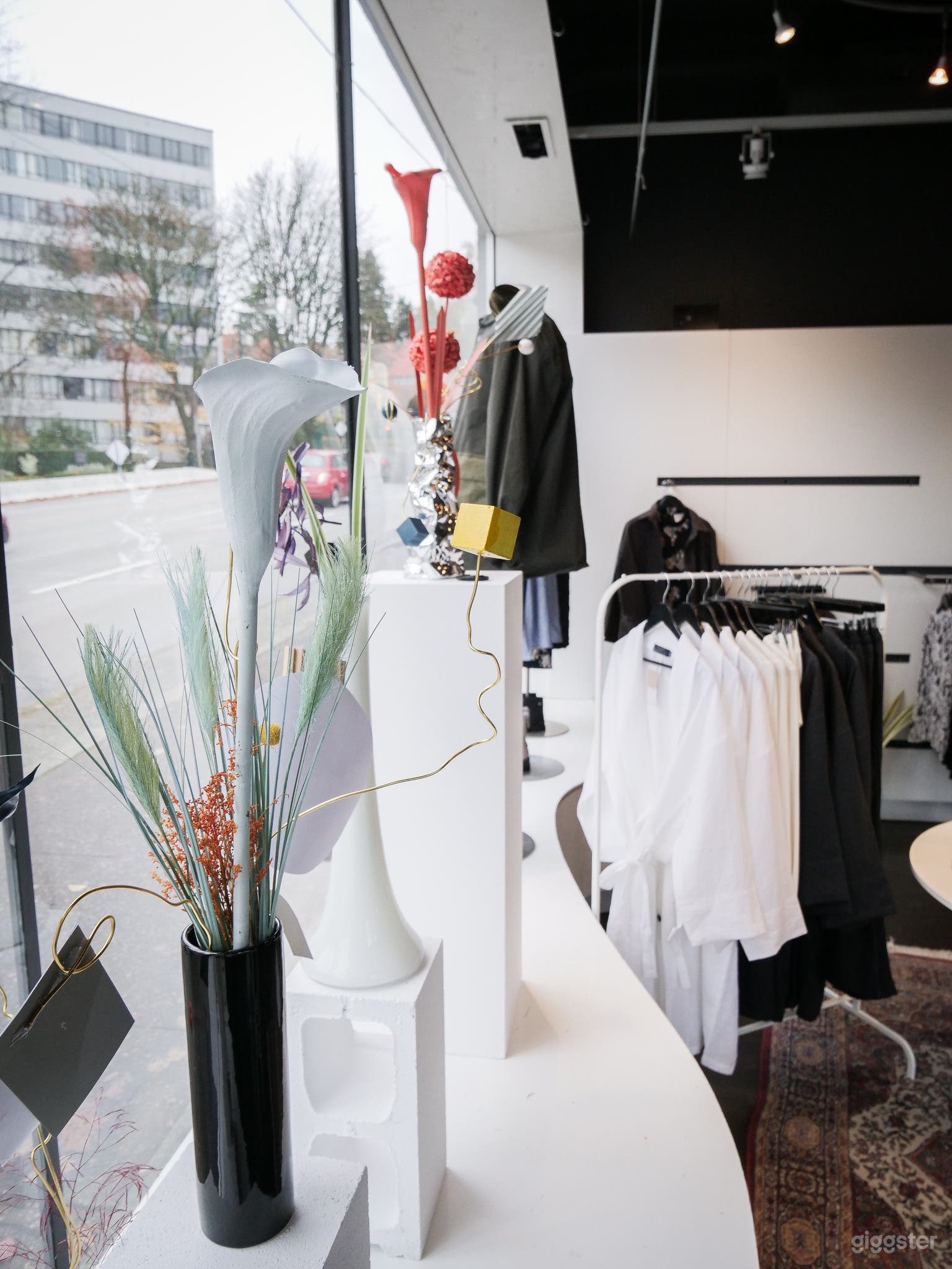  Retail Space Photo 2