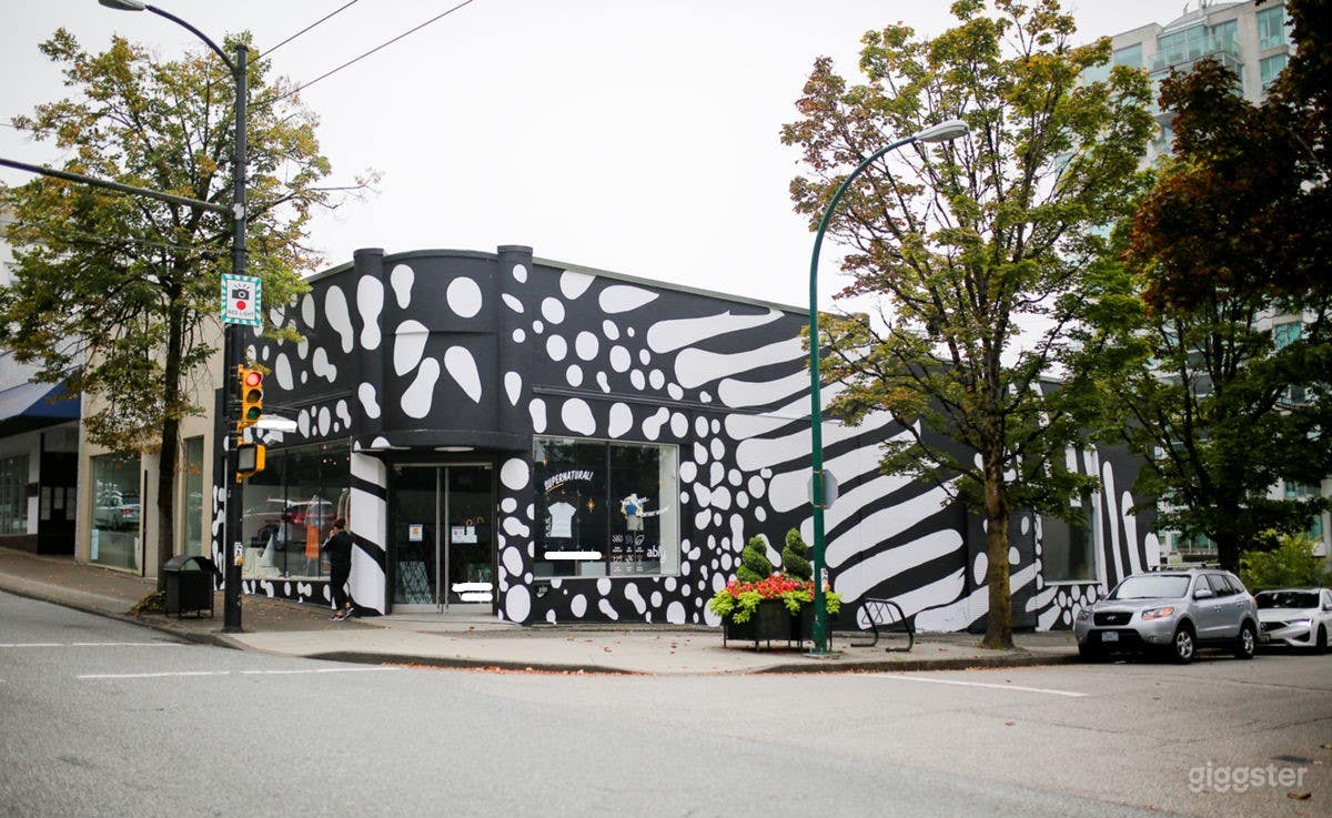  Retail Space Photo 1