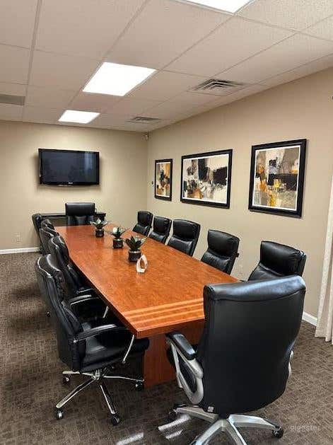 The Landing, 8 Person Conference Room  Photo 3