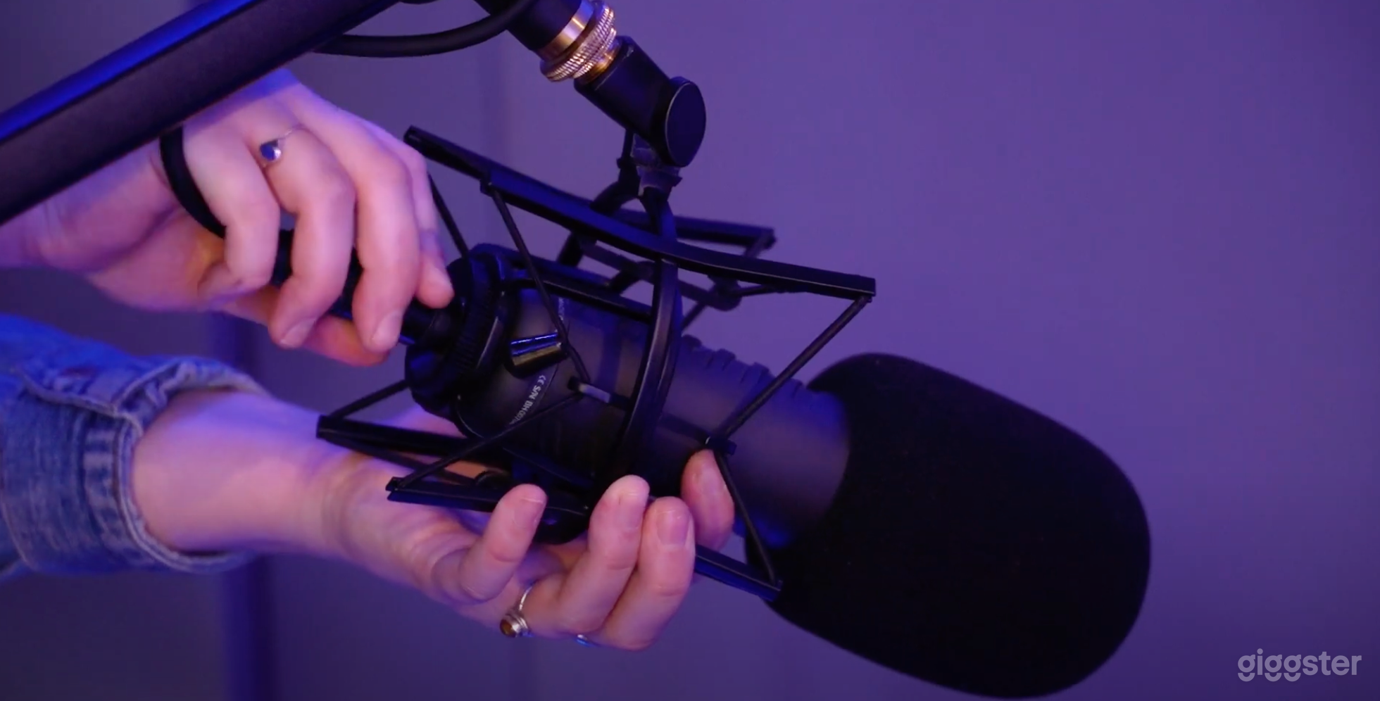 High End Podcast Audio Recording Studio Photo 3